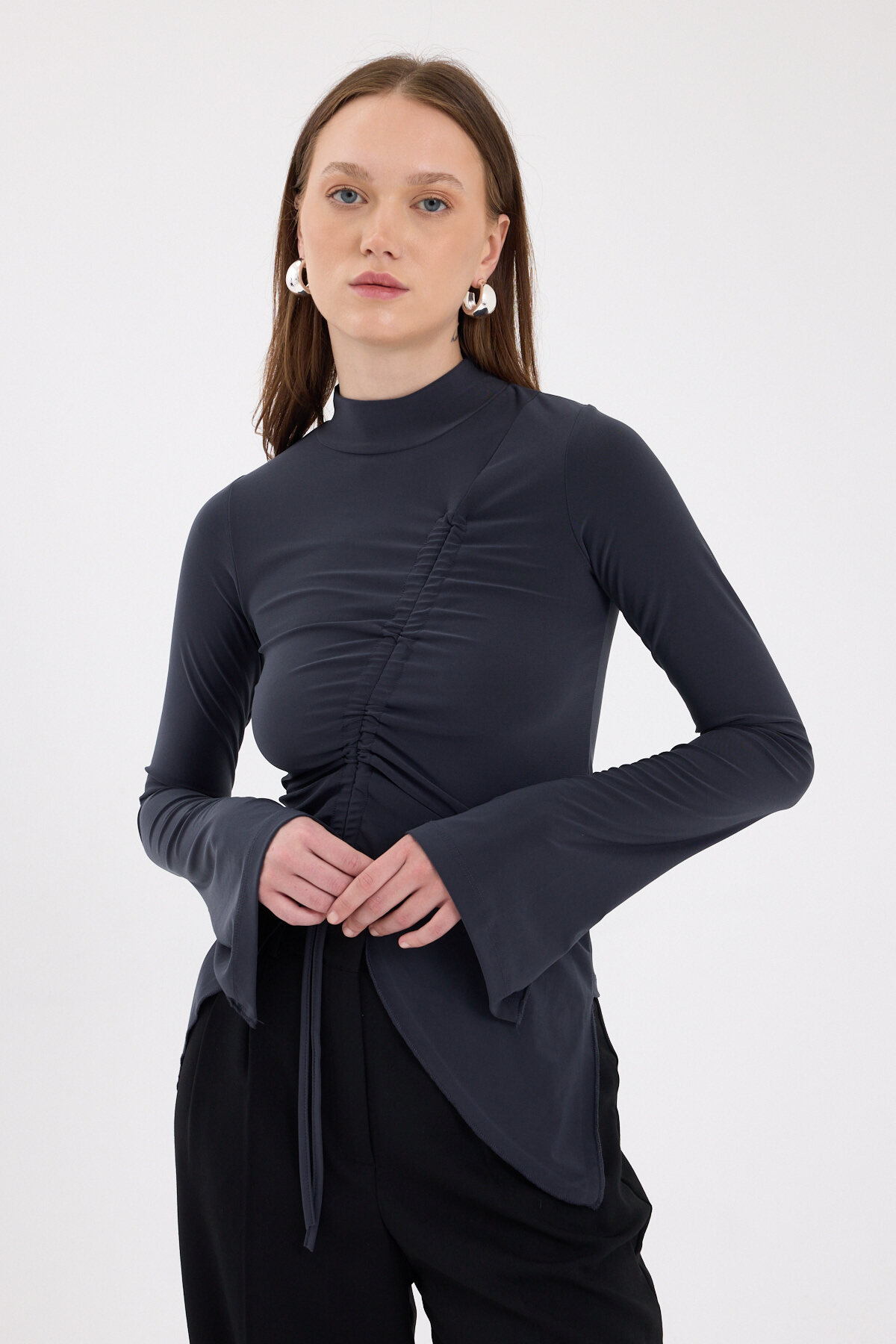 Gri Büzgü Detaylı Balıkçı Yaka Bluz 2458 - RAYS