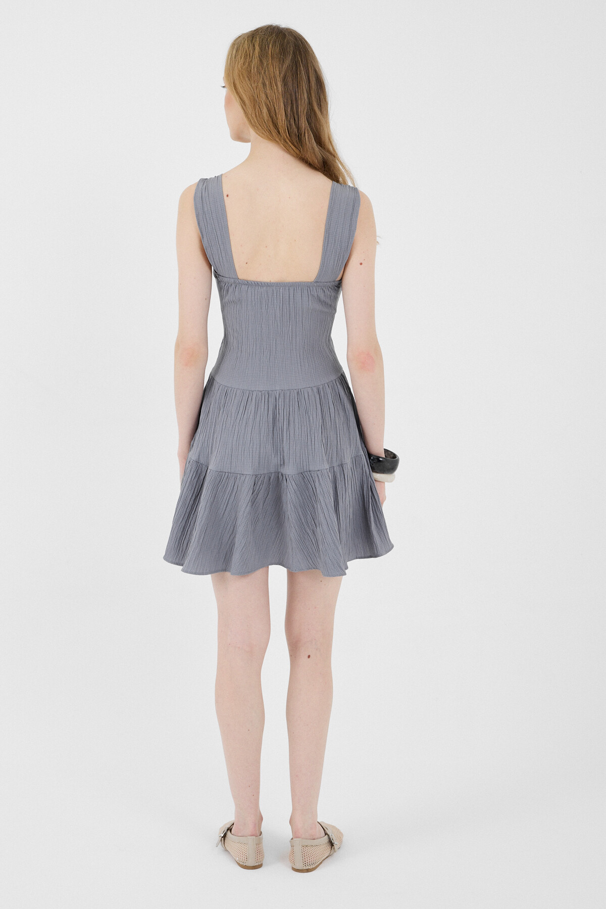 Gri Düğmeli Askılı Kat Etekli Mini Elbise 8042A - 5