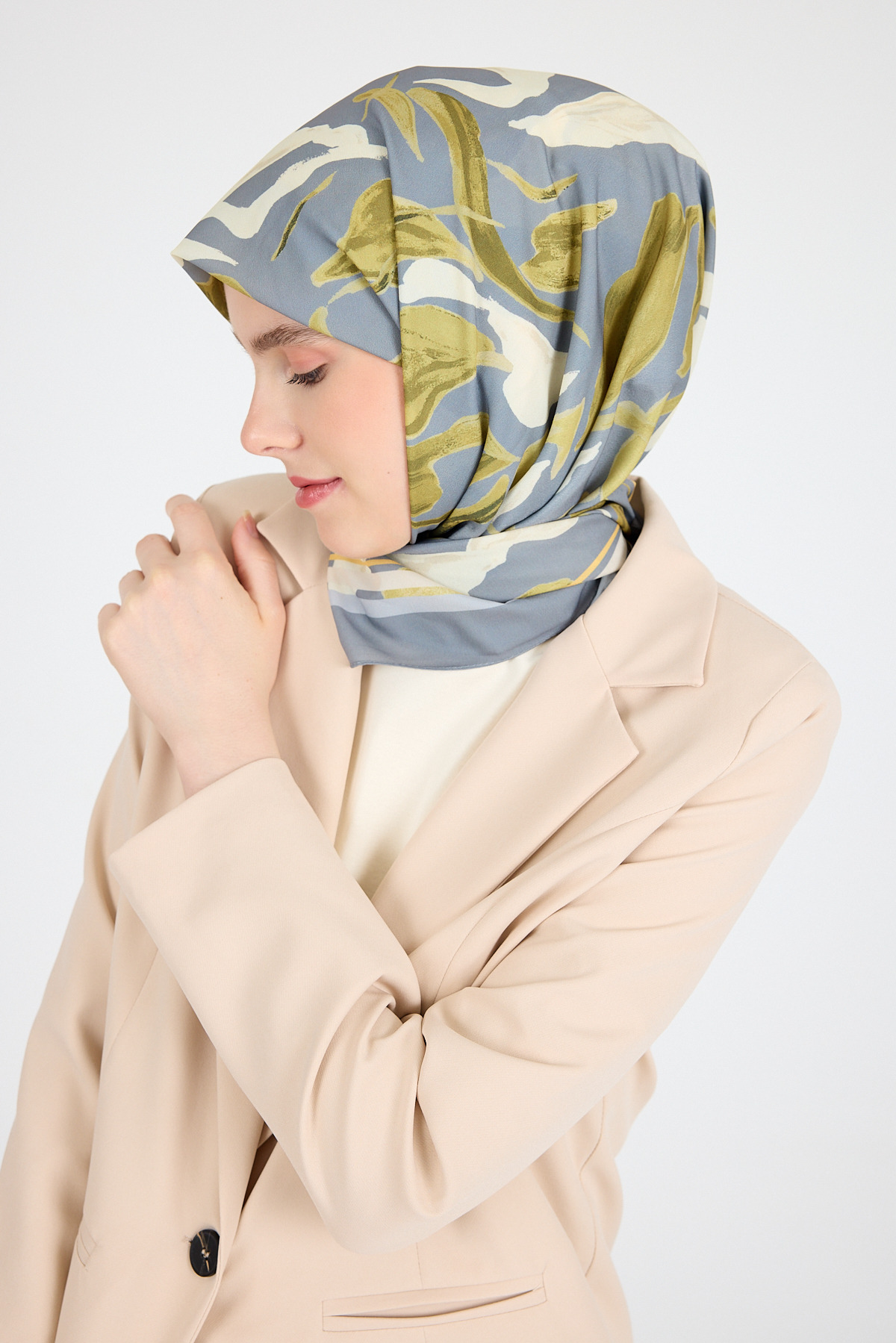 Gri Yaprak Desen Eşarp 3004 - 2