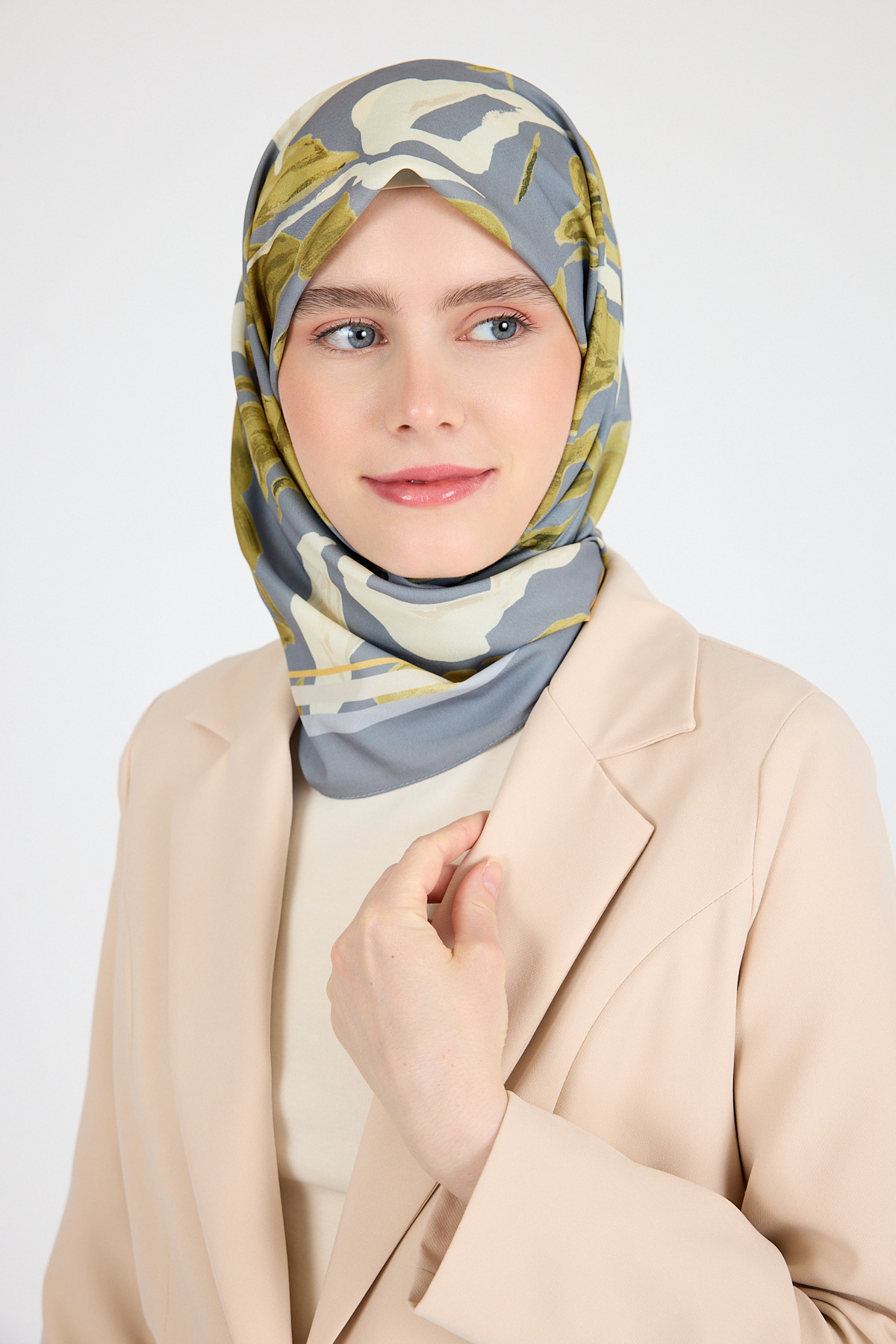 Gri Yaprak Desen Eşarp 3004 - 5