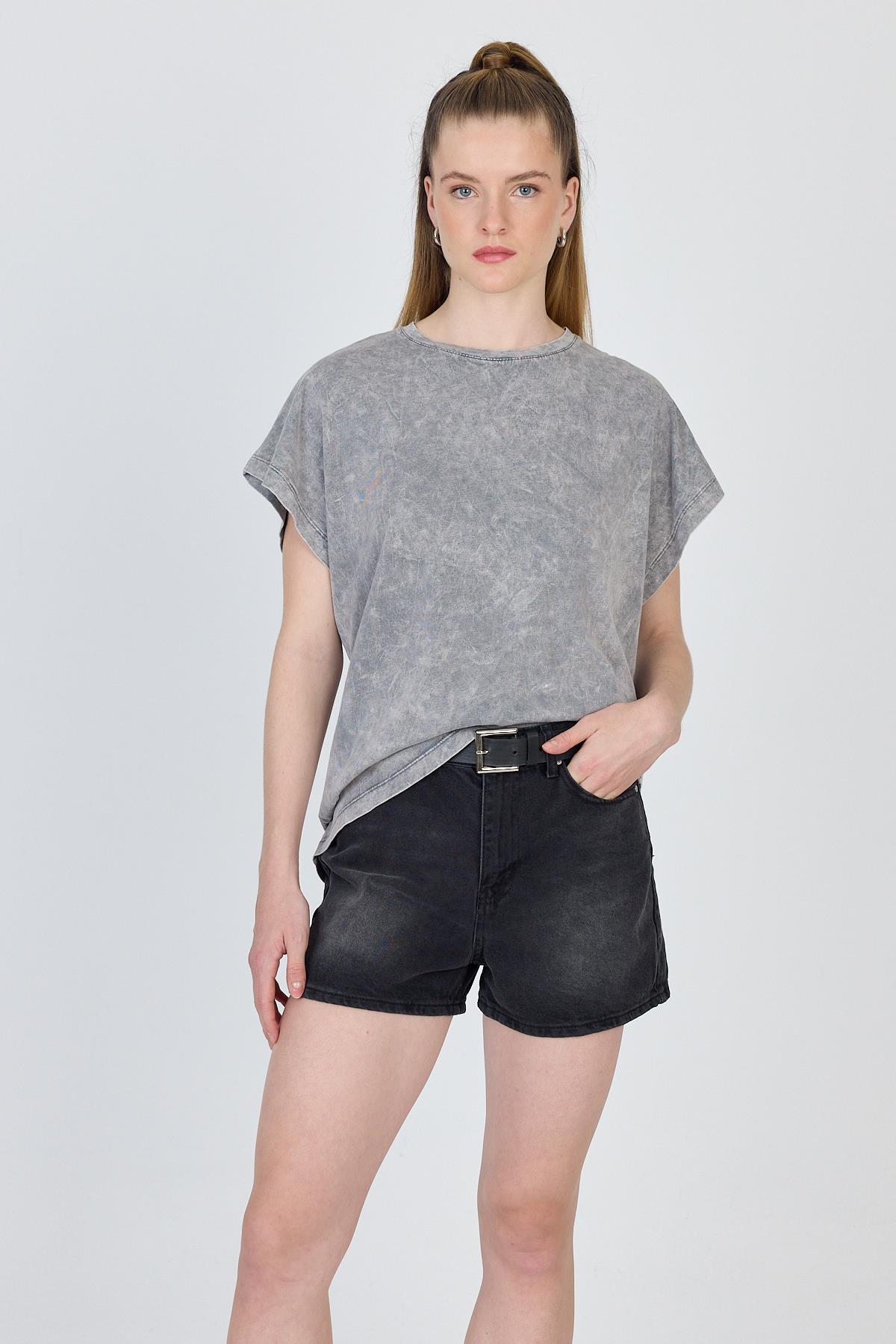Gri Yıkamalı Oversize Basic Tişört 253014 - 1
