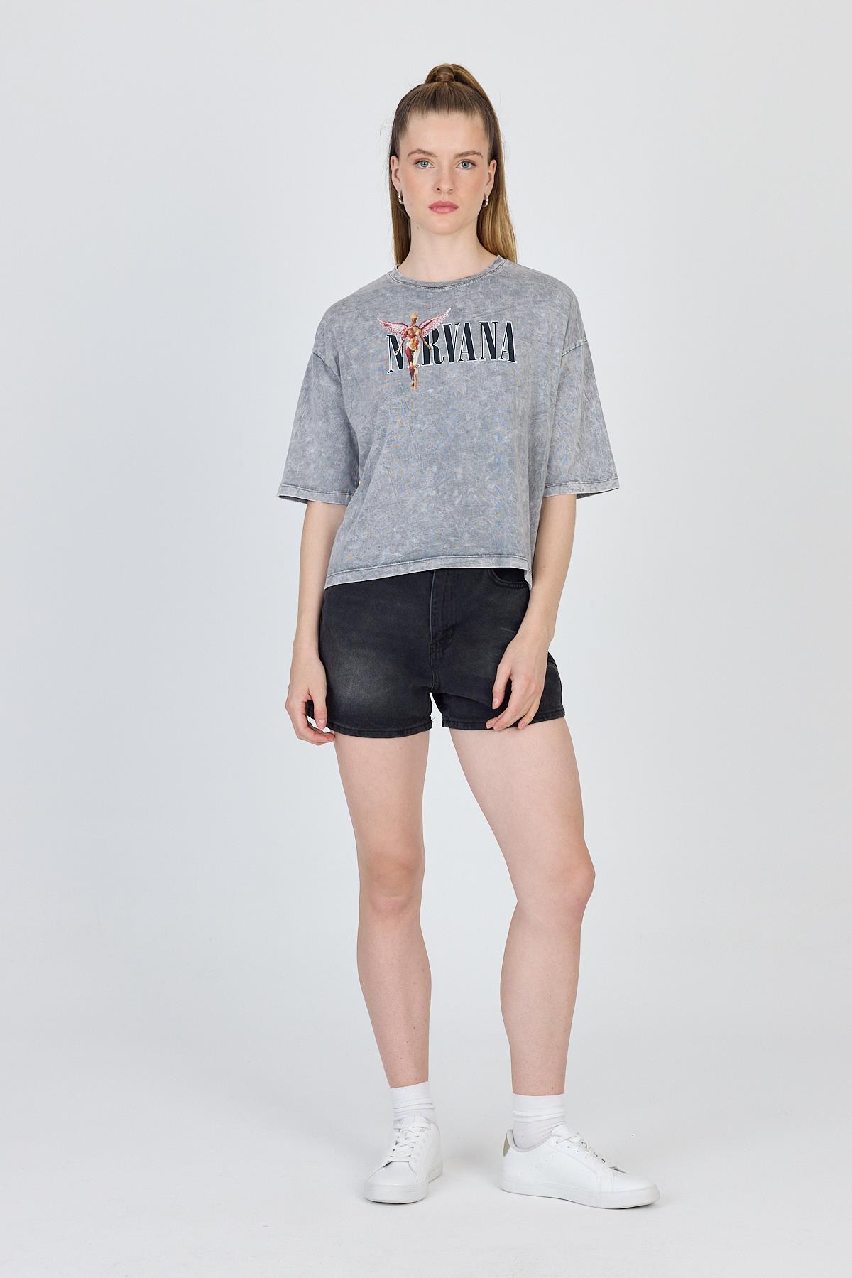 Gri Yıkamalı Yazı Baskılı Tişört 253020 - 6