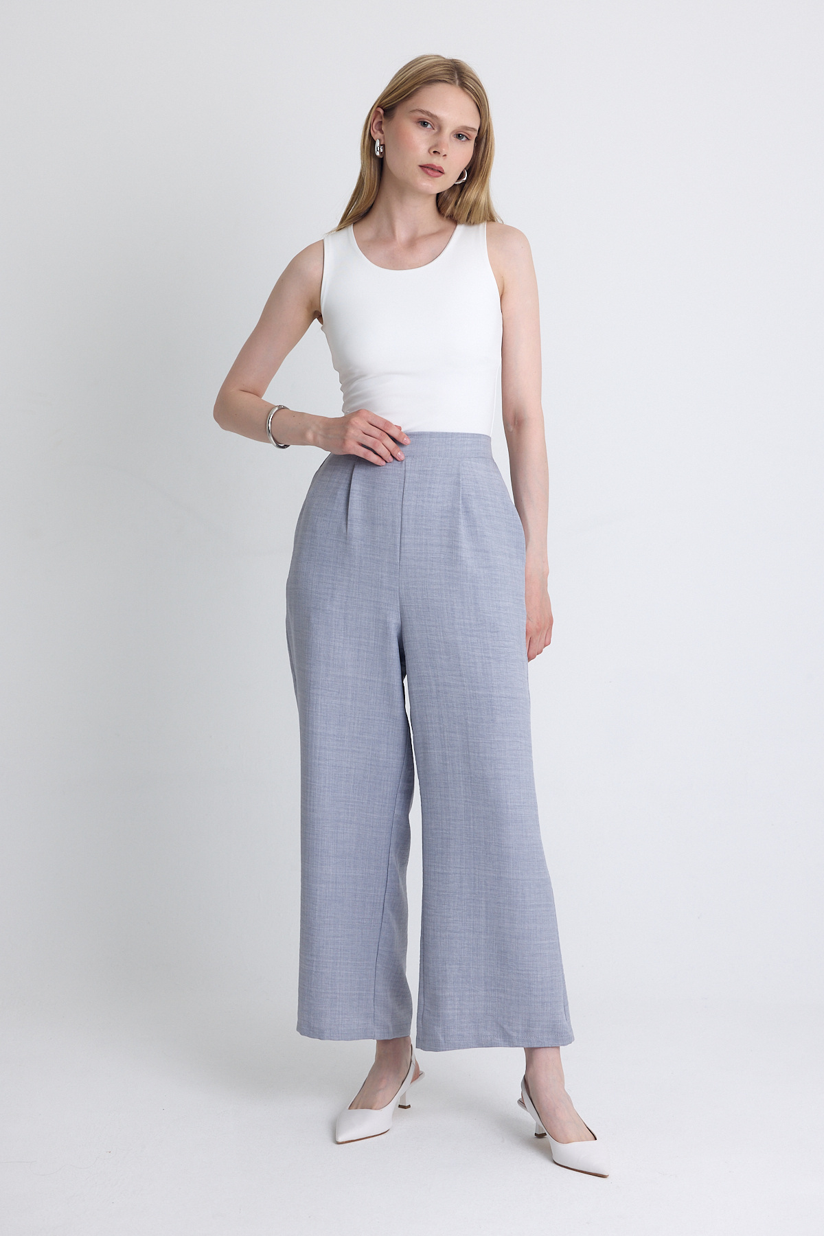 Gri Yüksek Bel Ön Pile Detaylı Pamuklu Bol Paça Pantolon 8014A - 3