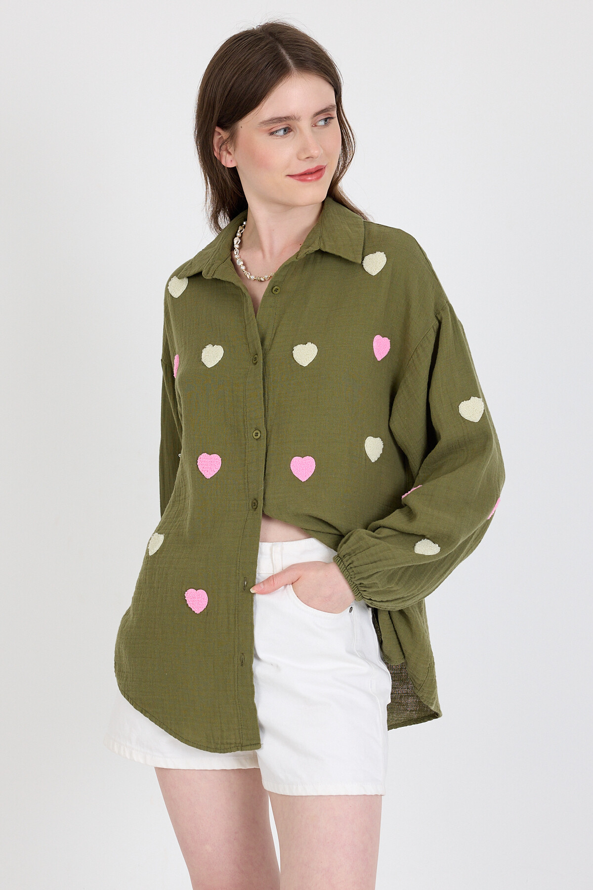 Haki %100 Pamuk Kalp Nakışlı Gömlek 4797A - 2