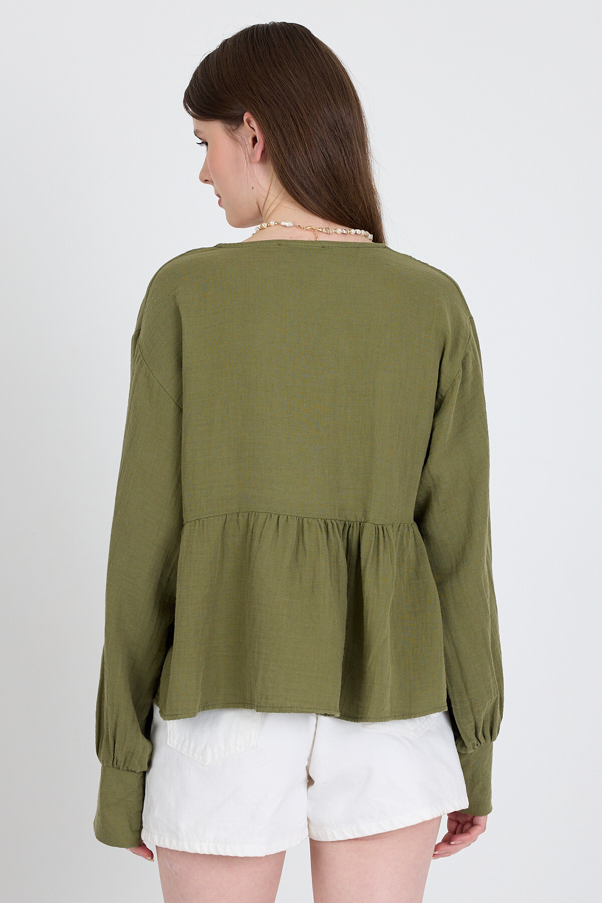 Haki %100 Pamuk V Yaka Ön Bağlama Detaylı Bluz 4784A - 5