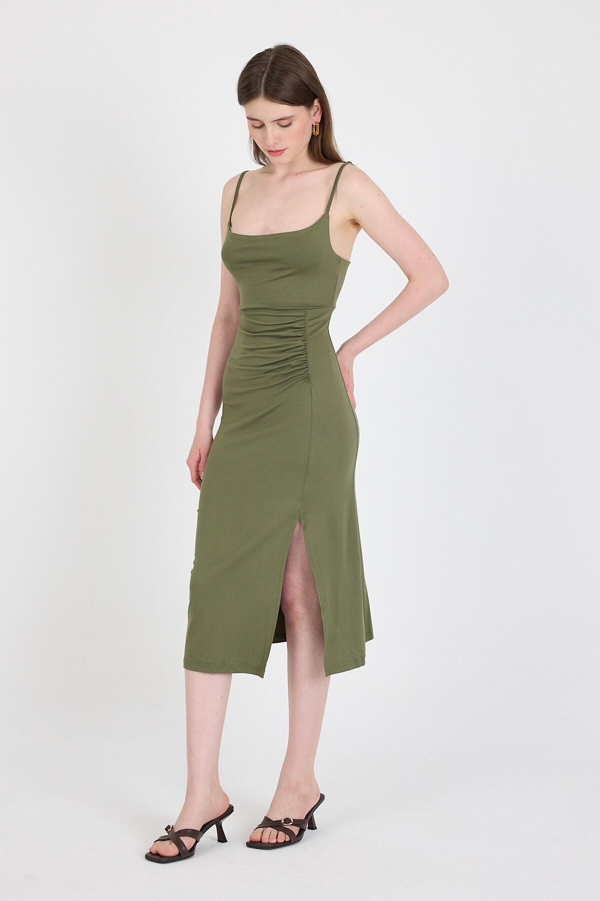 Haki Askılı Yırtmaçlı Drape Detaylı Dokuma Elbise 21003 - RAYS