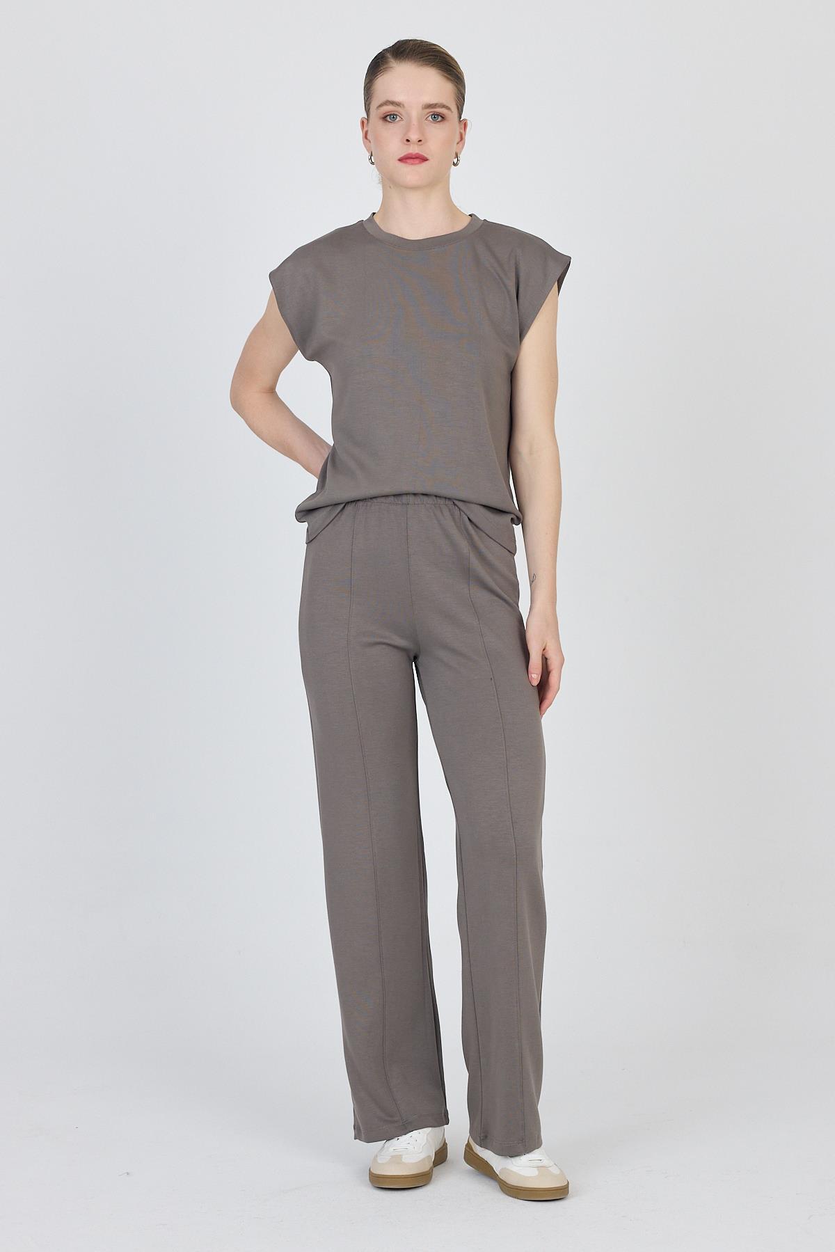 Açık Kahve Bisiklet Yaka İkili Tişört Pantolon Takım 1502 - 2