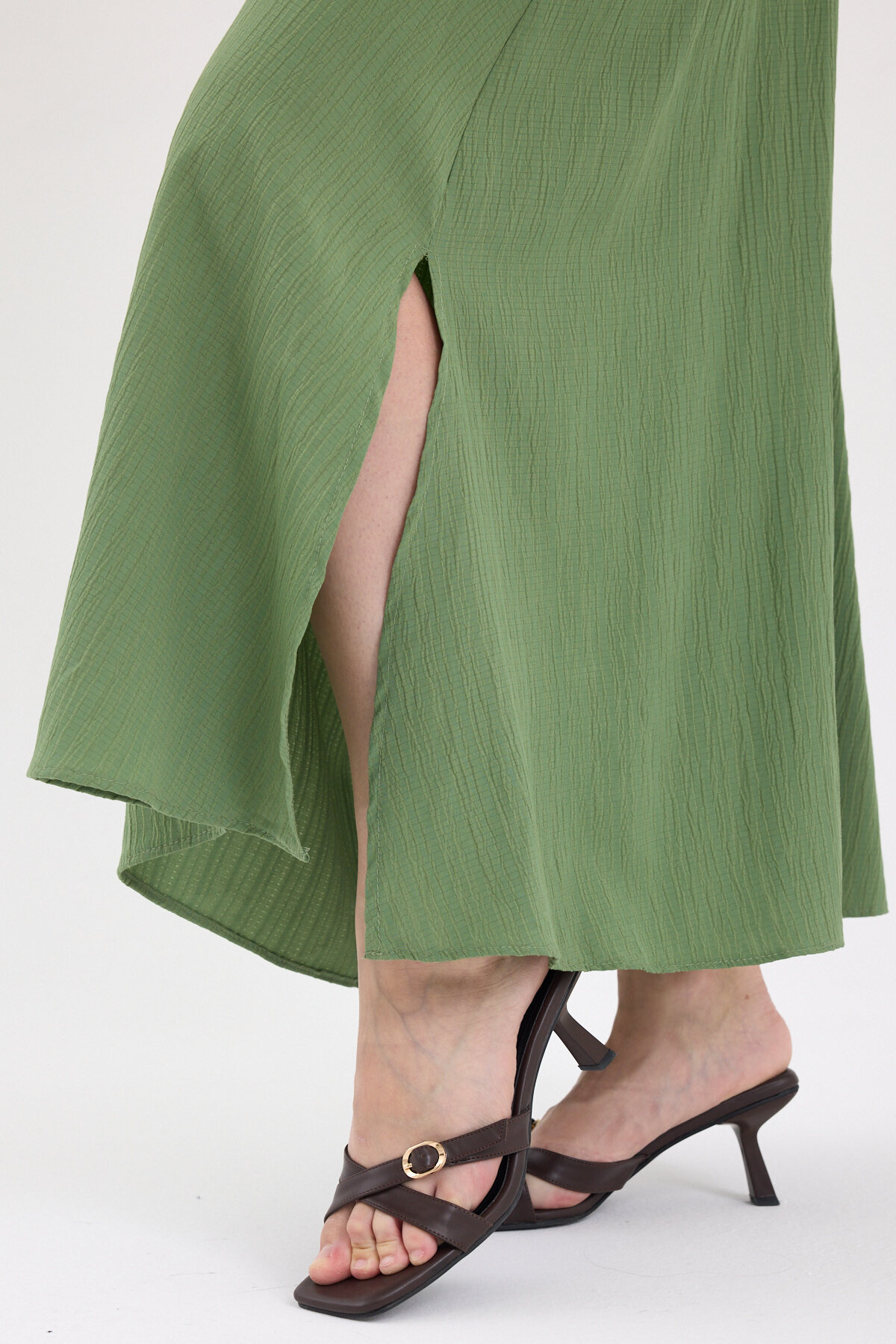 Haki İnce Askılı V Yaka Uzun Elbise 8026A - 4