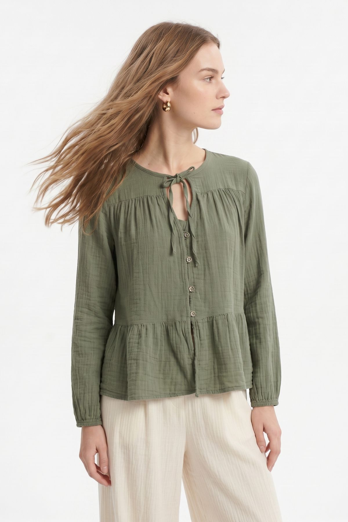 Haki Ön Bağlama Detaylı Düğmeli Bluz 4531A - RAYS