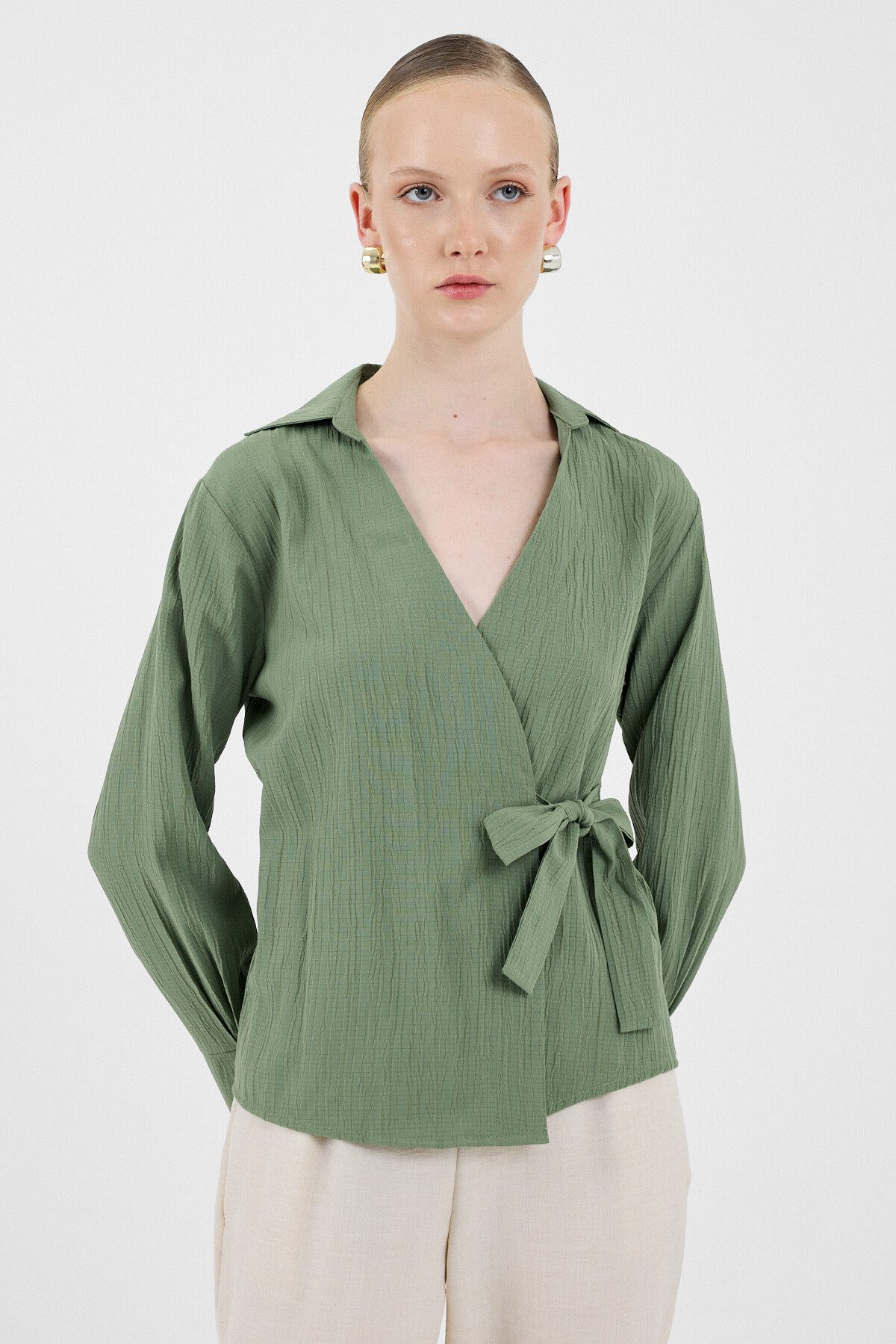 Haki Ön Bağlama Detaylı Uzun Kol Bluz 8019A - RAYS