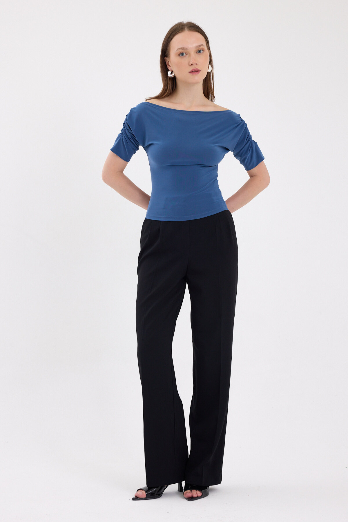 İndigo Kayık Yaka Kol Büzgülü Bluz 2515 - 3