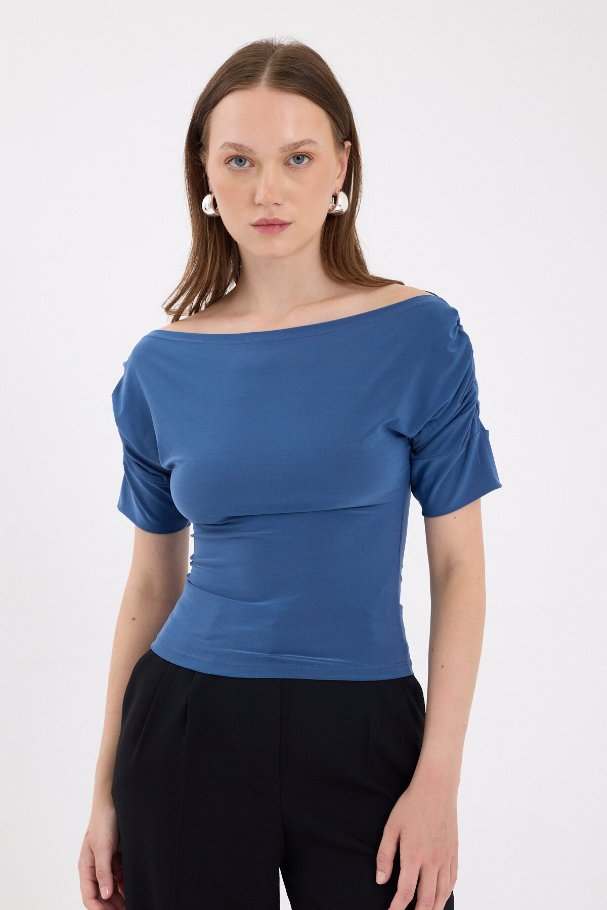 İndigo Kayık Yaka Kol Büzgülü Bluz 2515 - 6