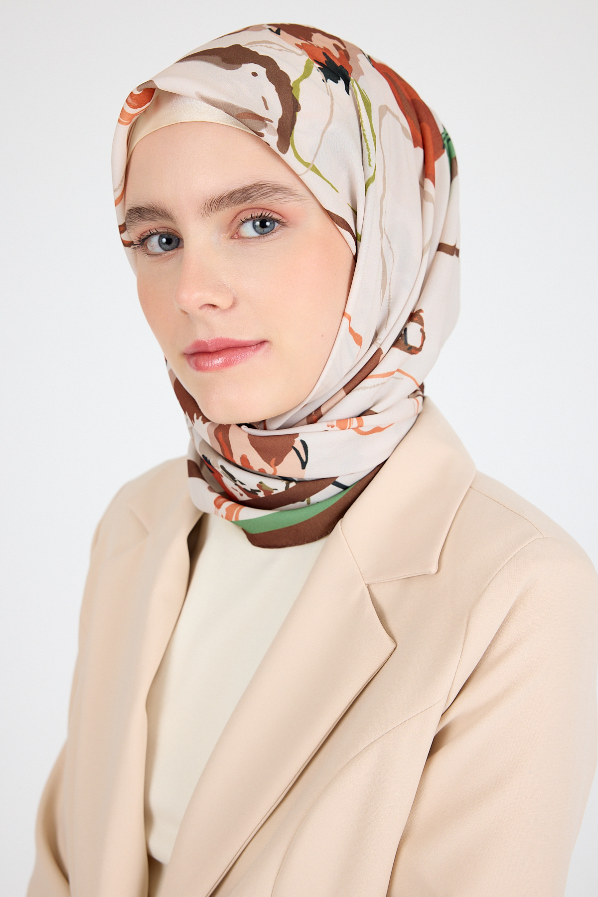 Kahve Çiçek Desenli Eşarp 5693 - RAYS