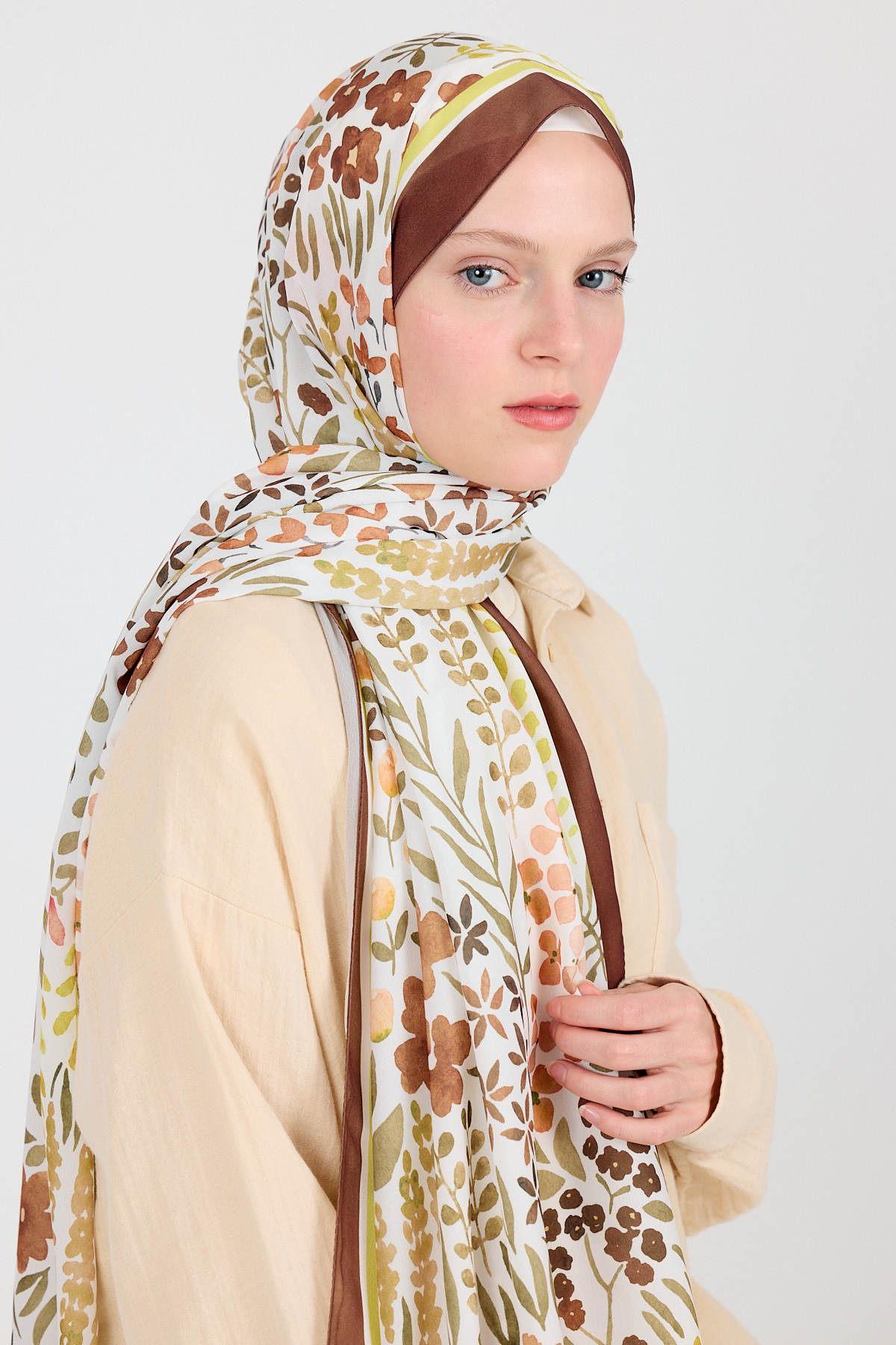 Kahve Çiçek Desenli Şal 5677 - 5