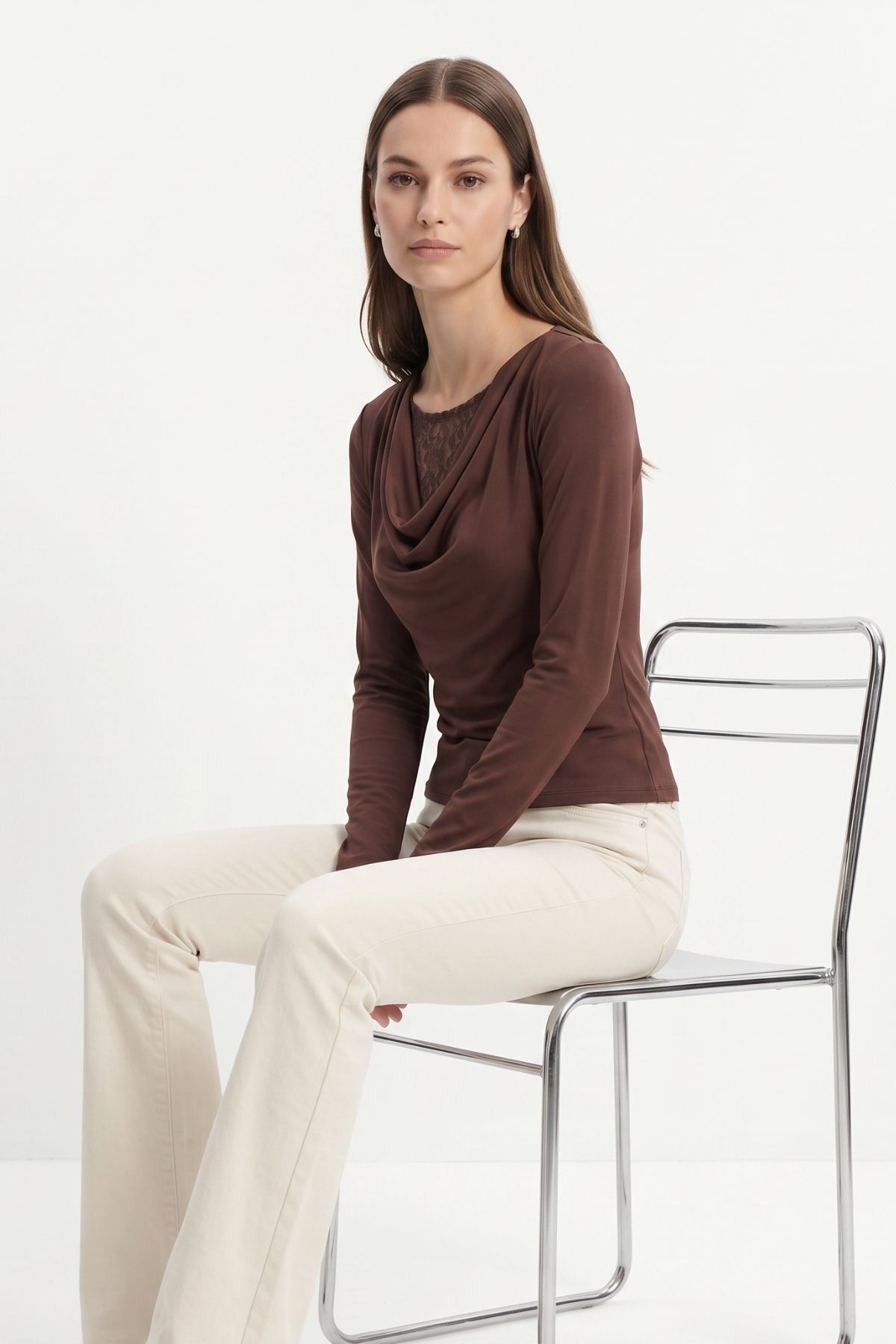 Kahve Degaje Yaka Dantel Detay Bluz 0469 - 1