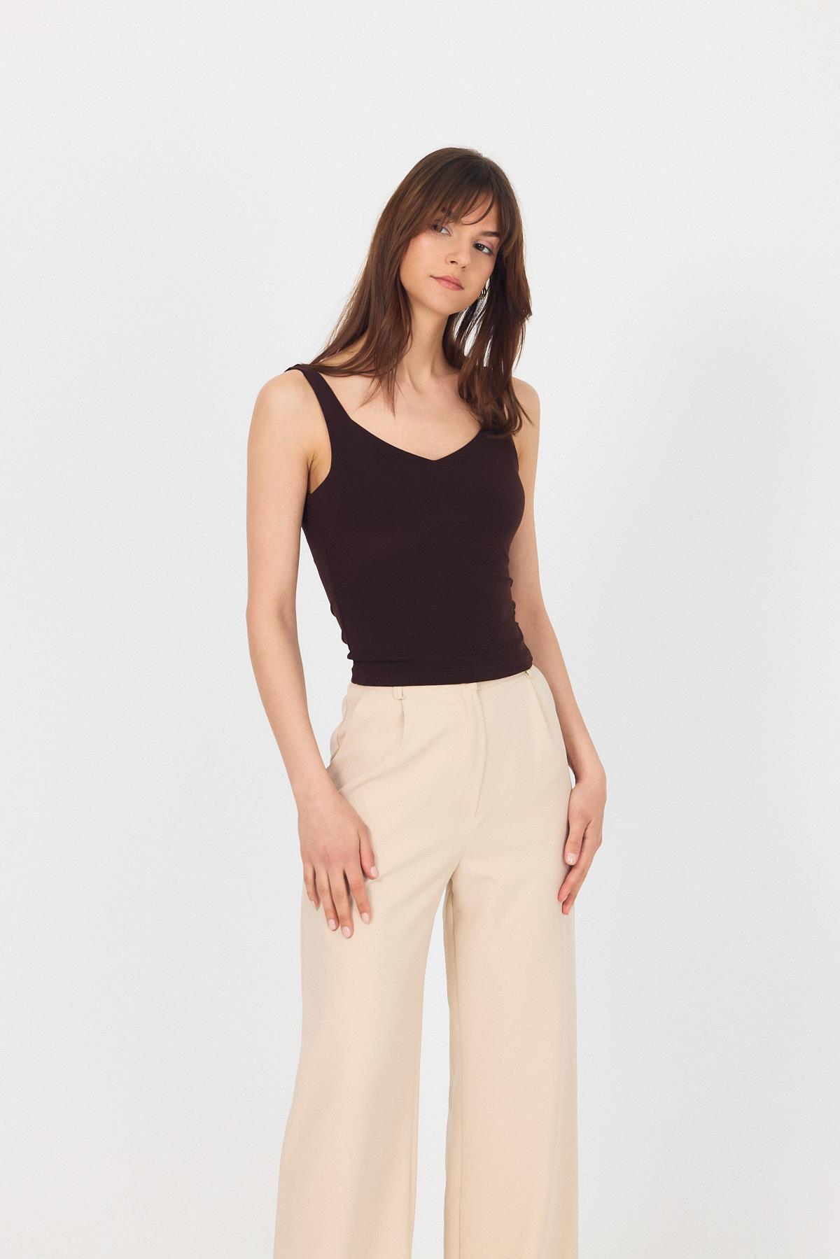 Kahve Kalın Askılı V Yaka Bluz 13293 