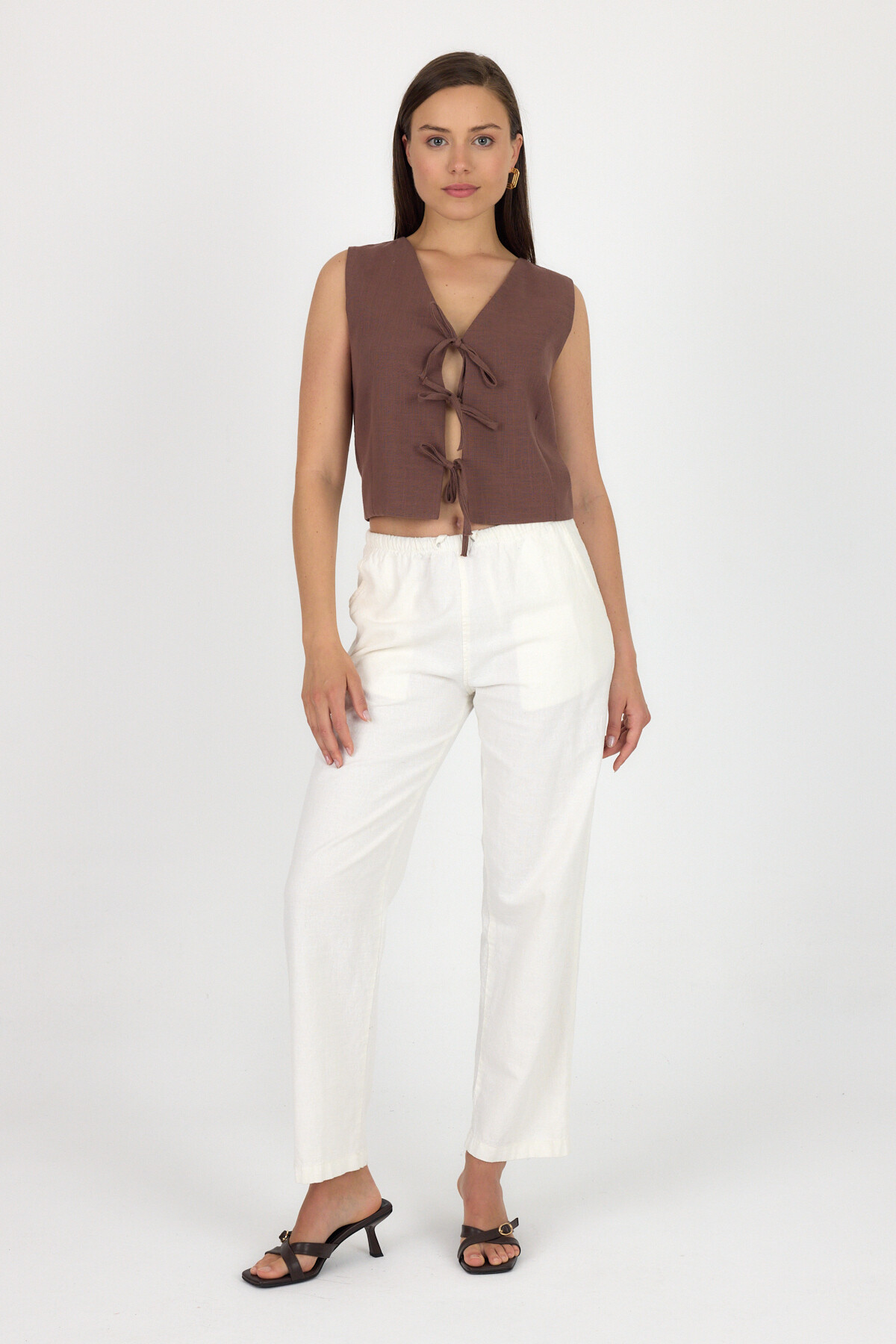 Kahve Keten Görünümlü %100 Pamuk Bağlama Detaylı Yelek 3853 - RAYS