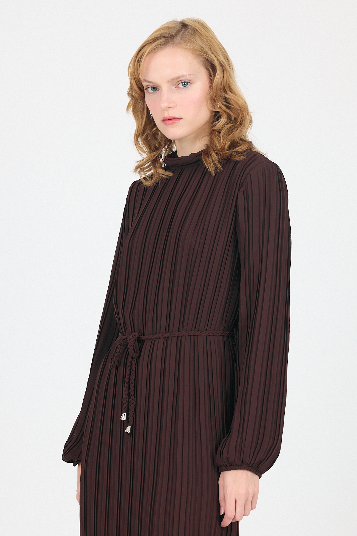 Kahve Şifon Uzun Kollu Pileli Bel Bağlamalı Midi Elbise 020 - 3