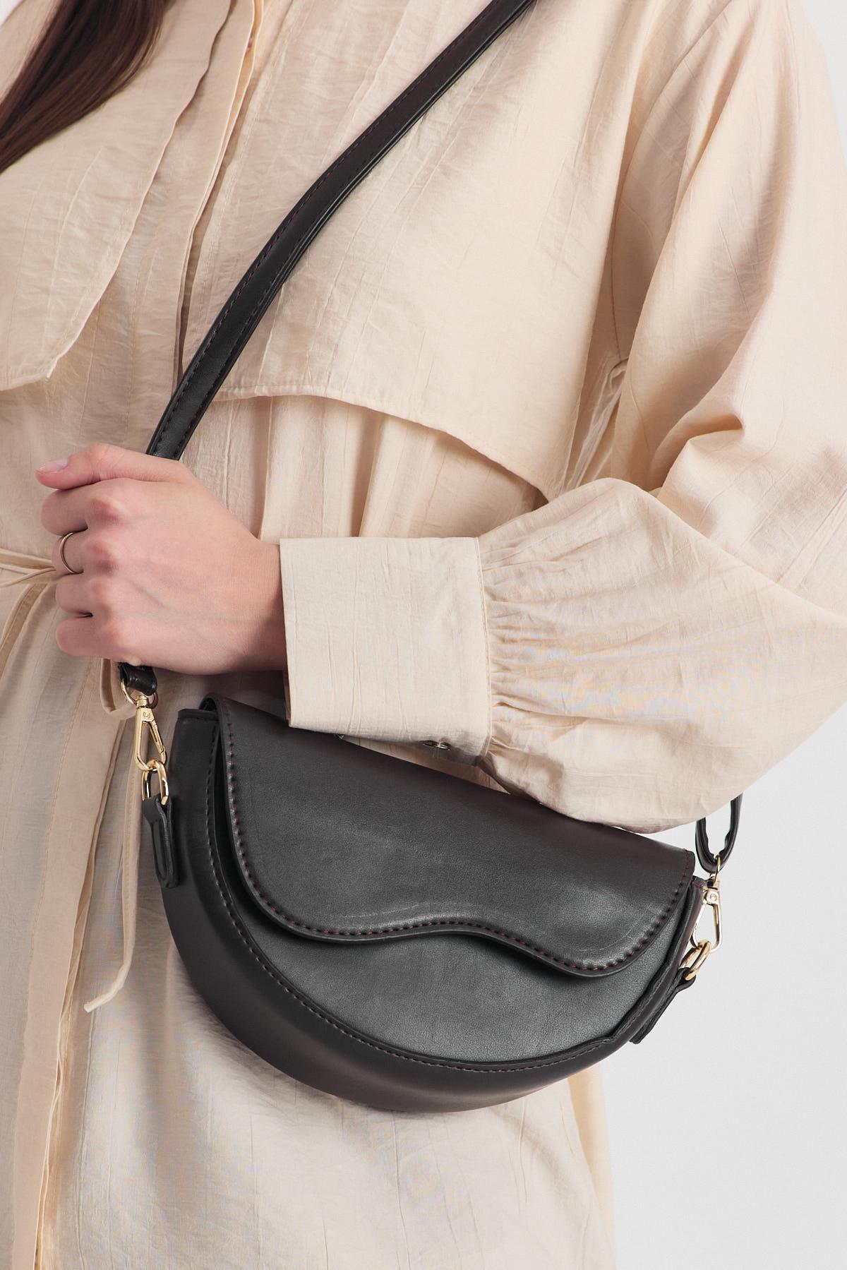 Kahve Simetri Kapak Detaylı Omuz Çantası 3024 - 7