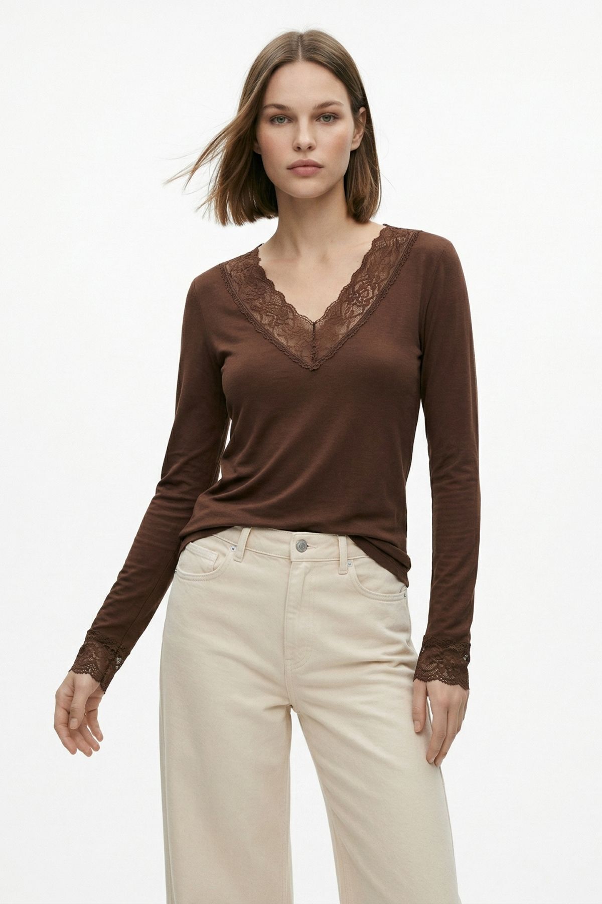 Kahve V Yaka Dantelli Uzun Kollu Bluz 0423 