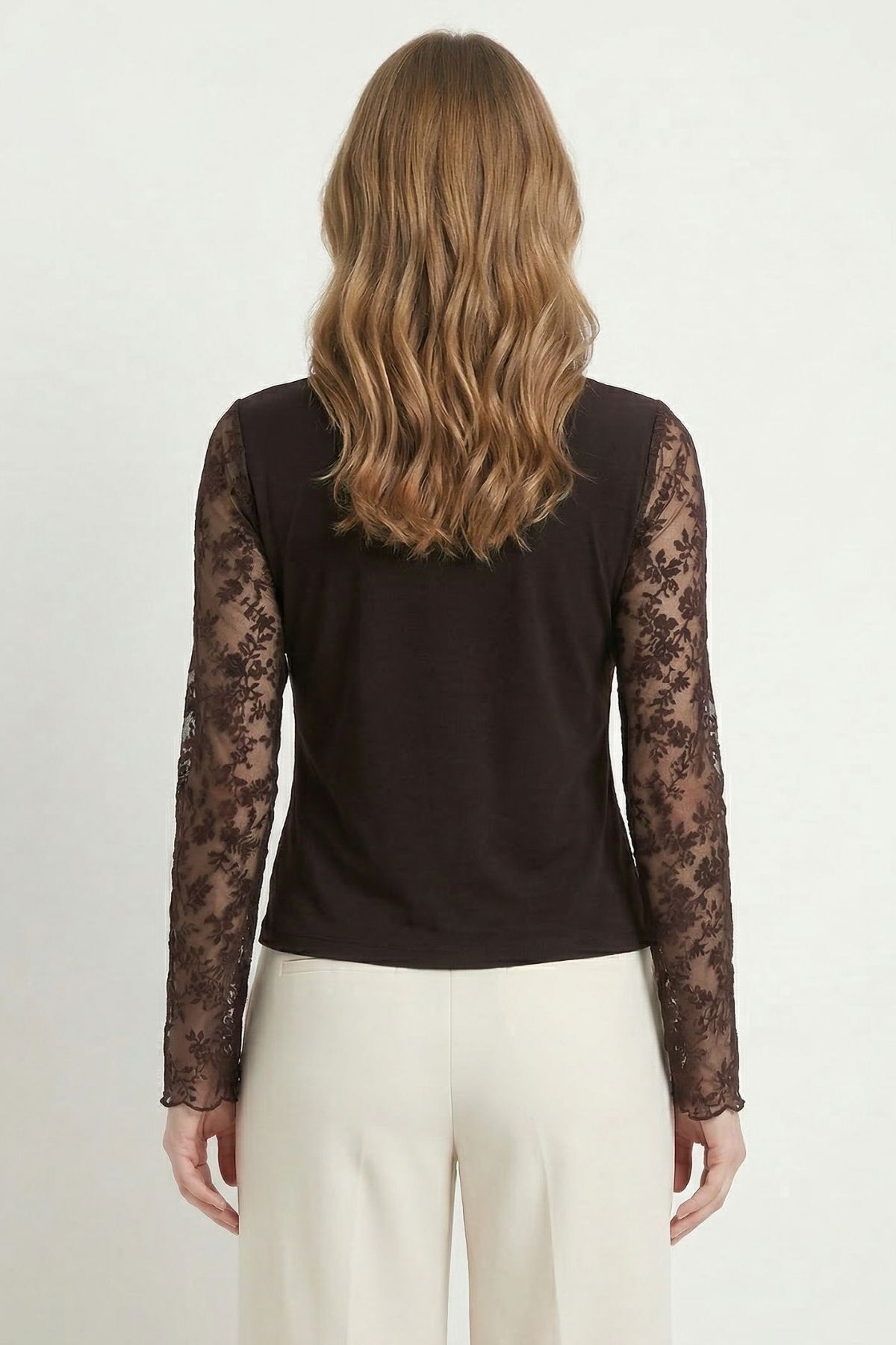 Kahve V Yaka İspanyol Kol Dantelli Bluz 8518A - 3
