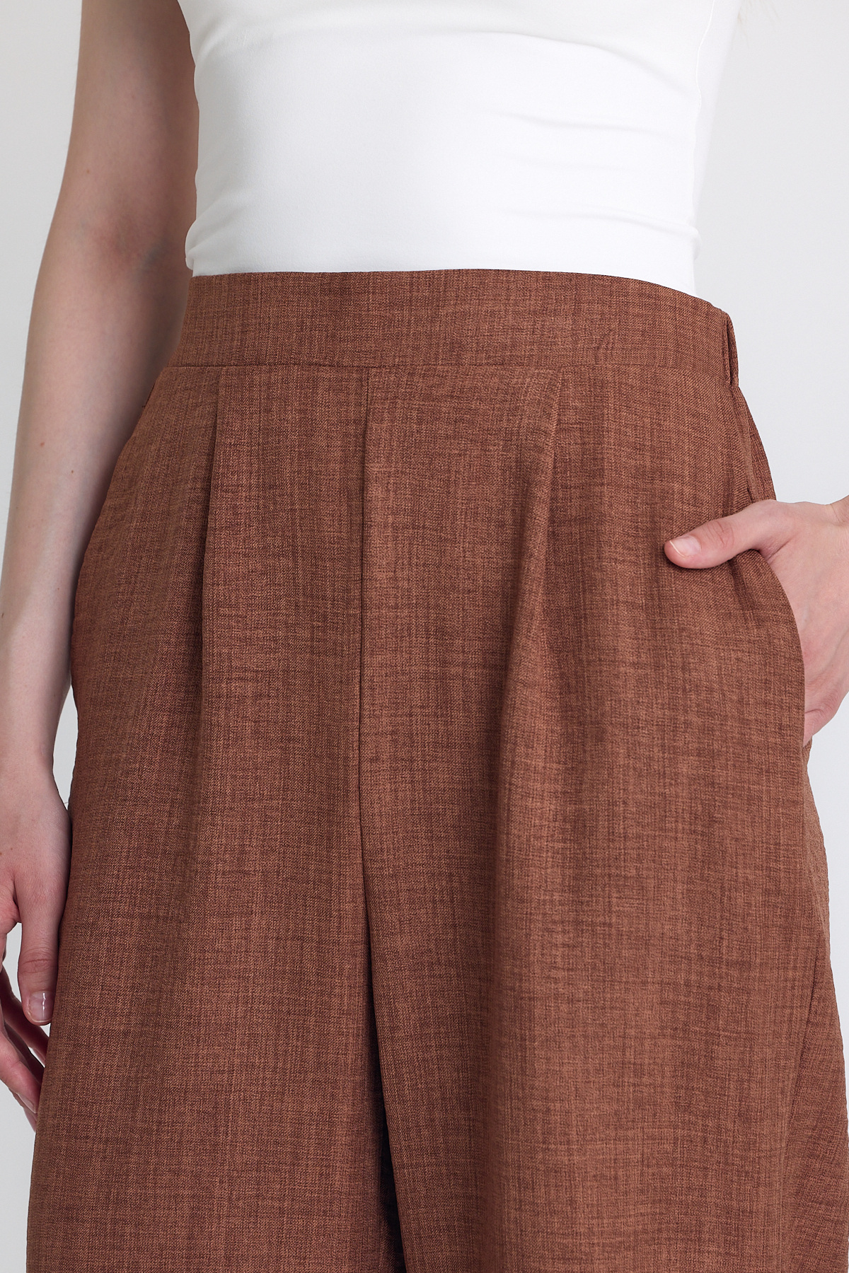 Kahve Yüksek Bel Ön Pile Detaylı Pamuklu Bol Paça Pantolon 8014A - RAYS