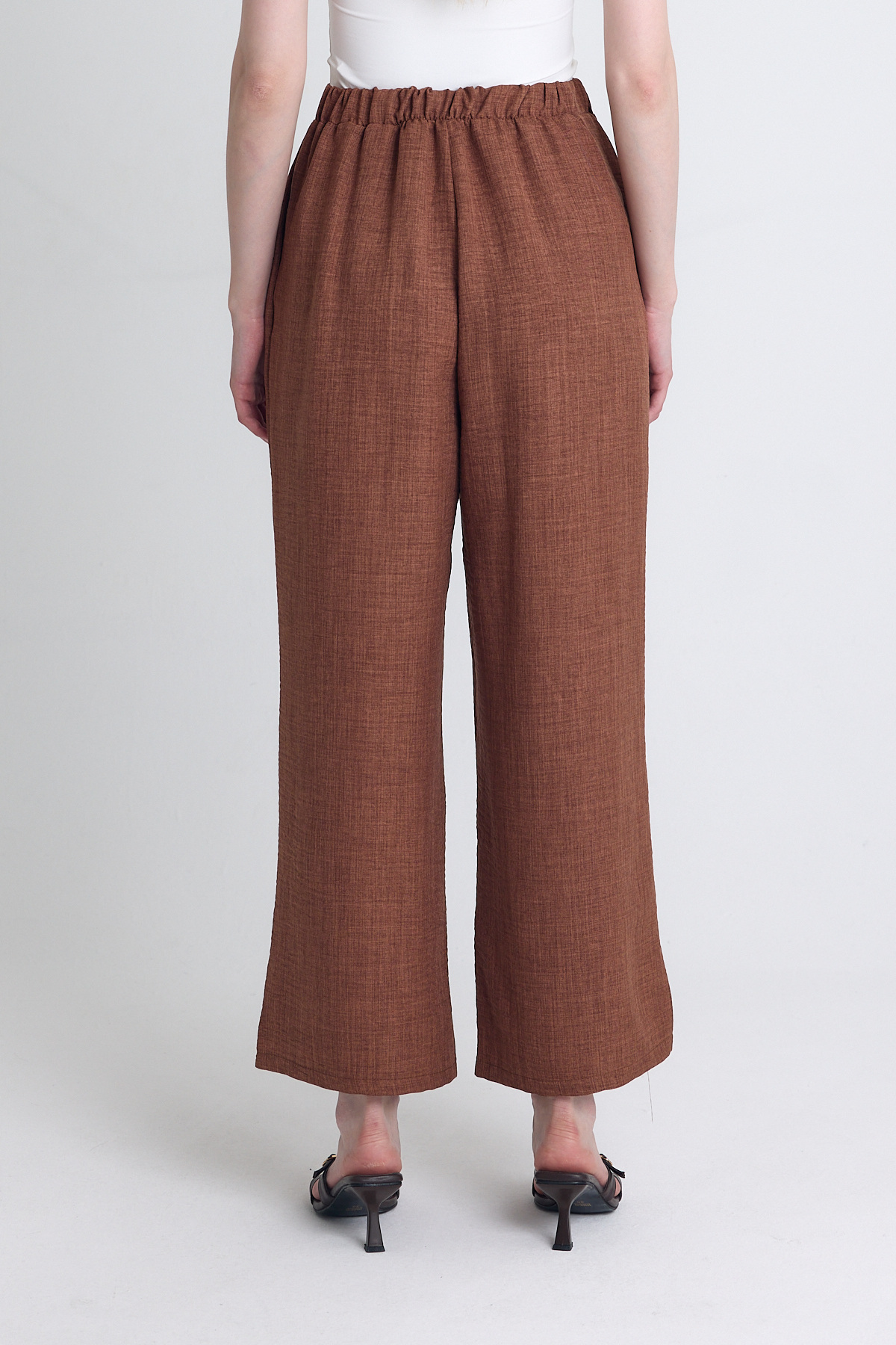 Kahve Yüksek Bel Ön Pile Detaylı Pamuklu Bol Paça Pantolon 8014A - 5