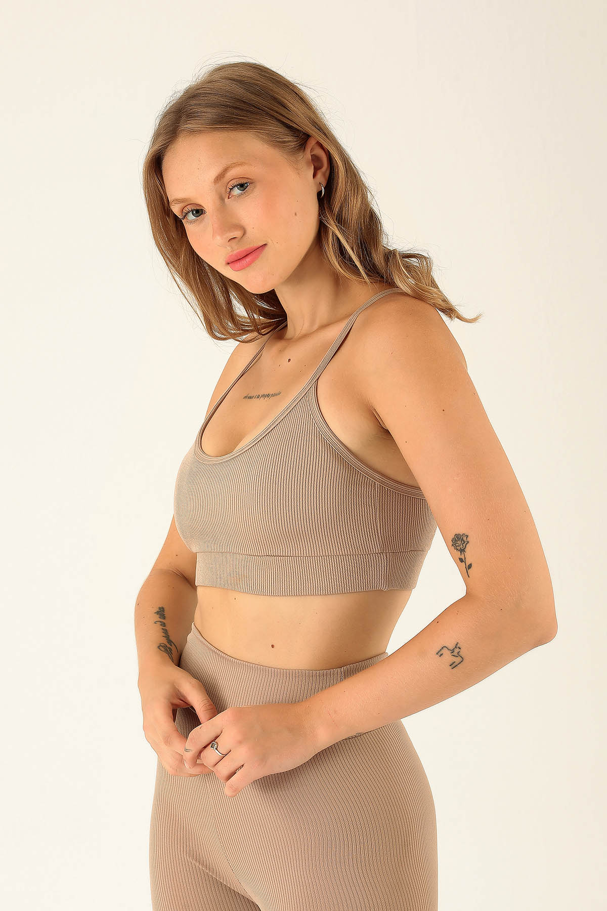 Kaplı Büstiyer - 9027 Taş - RAYS