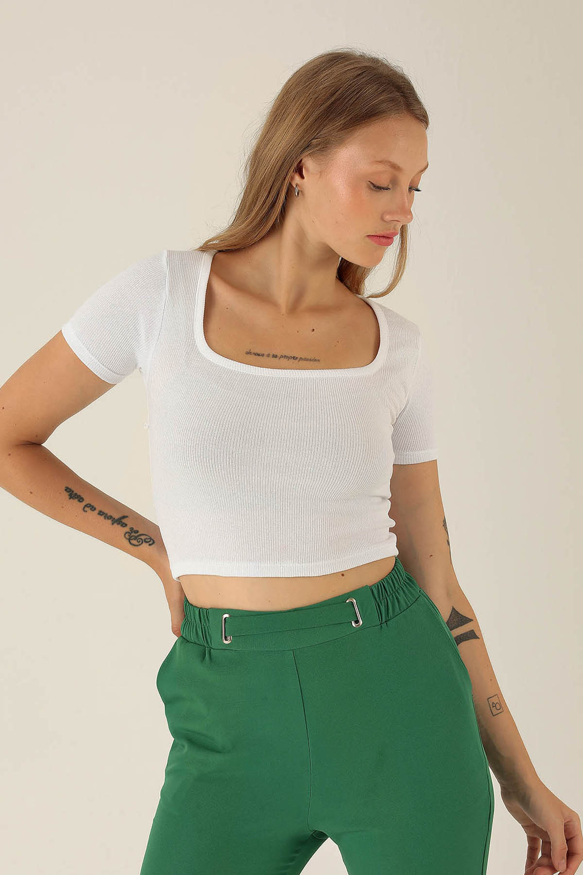 Kare Yaka Bayan Bluz - 1847-1 Beyaz - 2