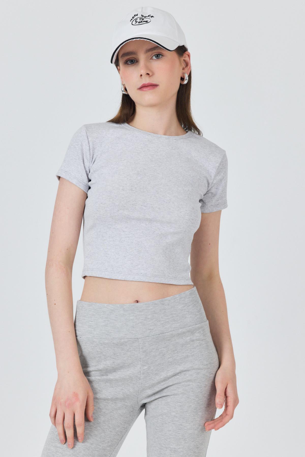 Karmelanj Slim Fit Bisiklet Yaka Crop Tişört 3058 - 6