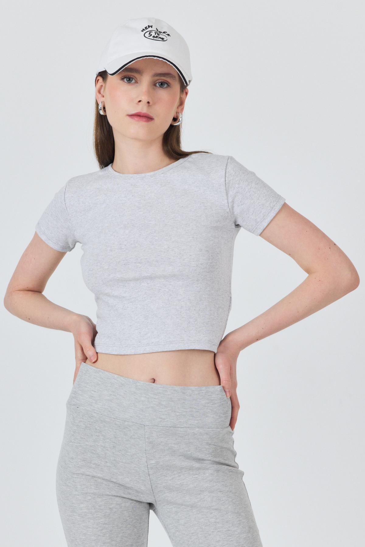Karmelanj Slim Fit Bisiklet Yaka Crop Tişört 3058 - 2