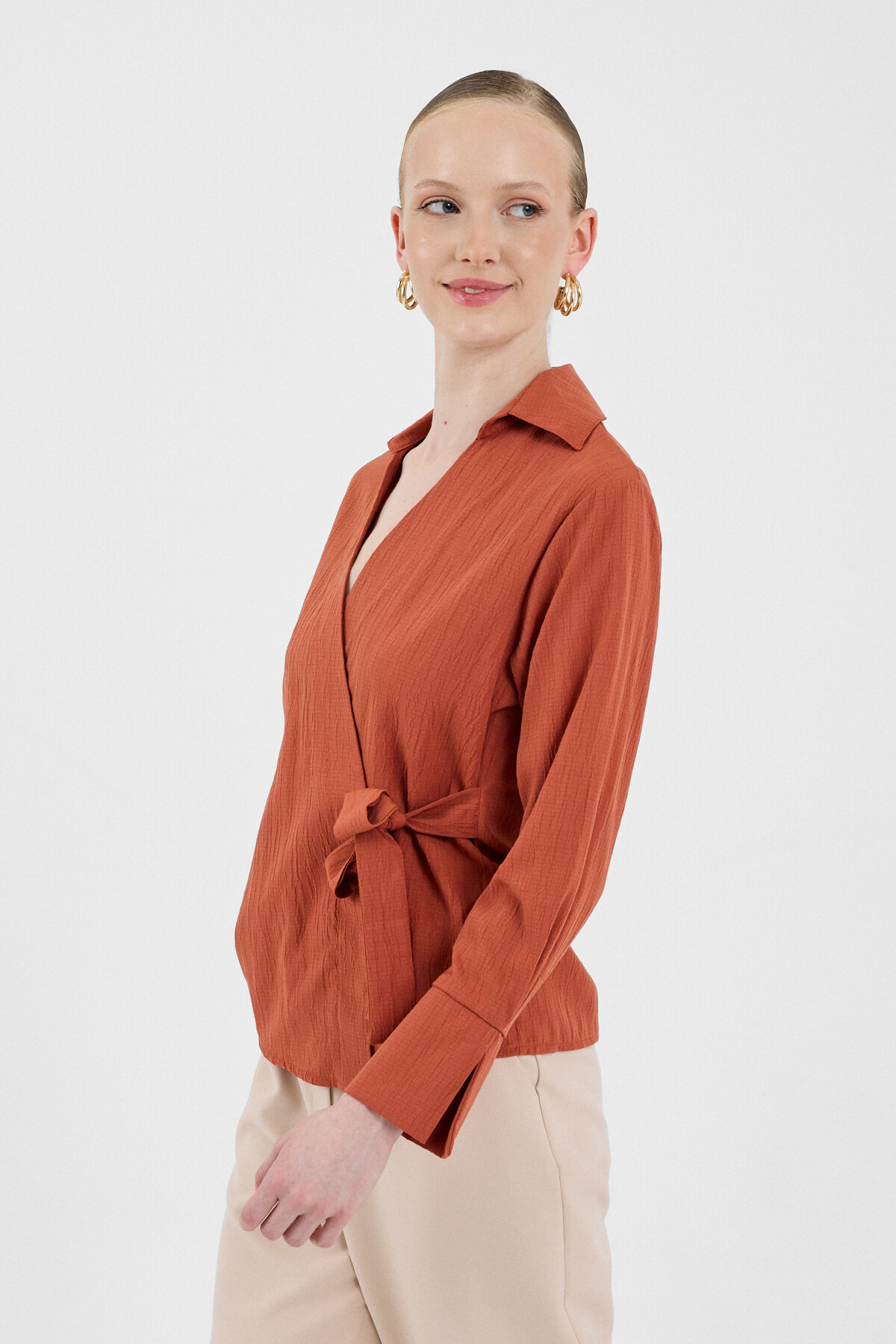 Kiremit Ön Bağlama Detaylı Uzun Kol Bluz 8019A - 1