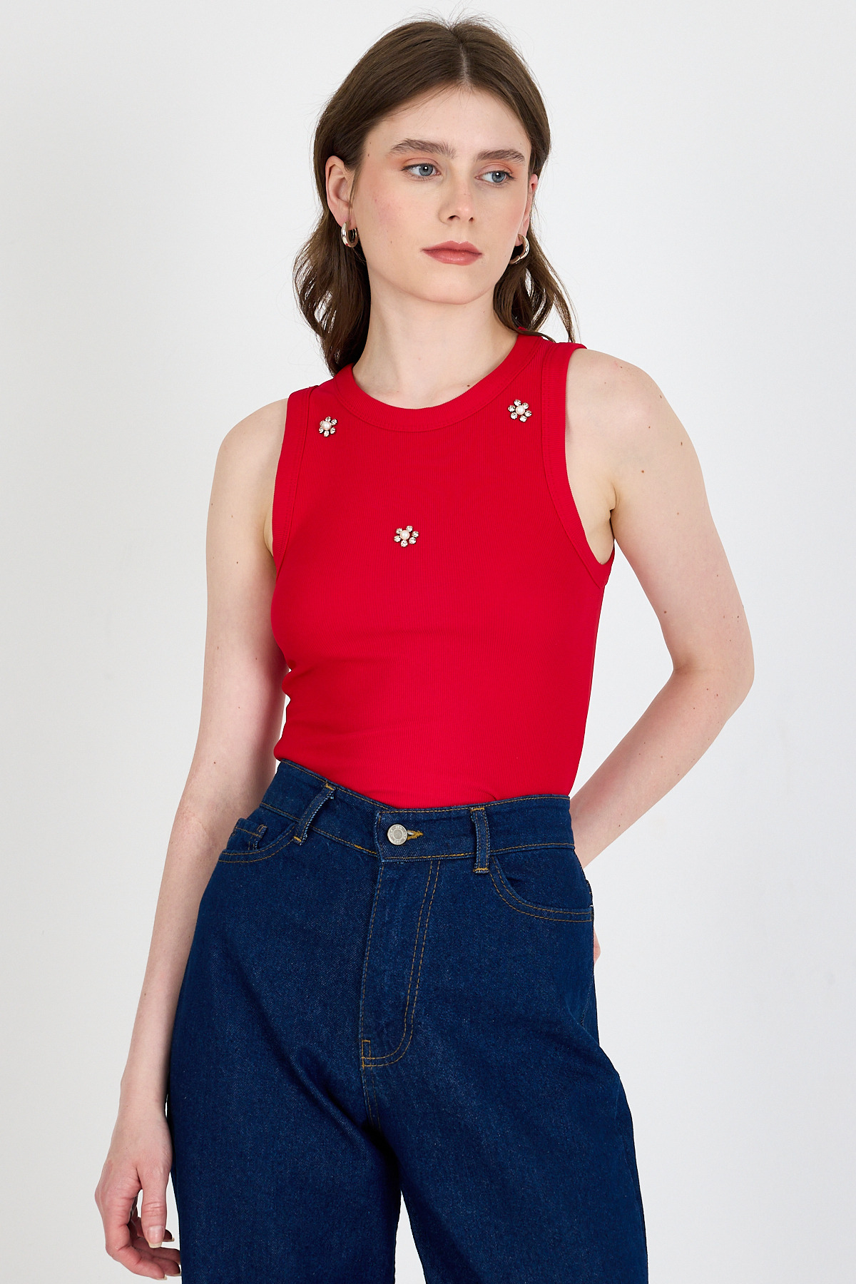 Kırmızı İnci Taş Detaylı Halter Yaka Ribanalı Atlet 0649 - 3