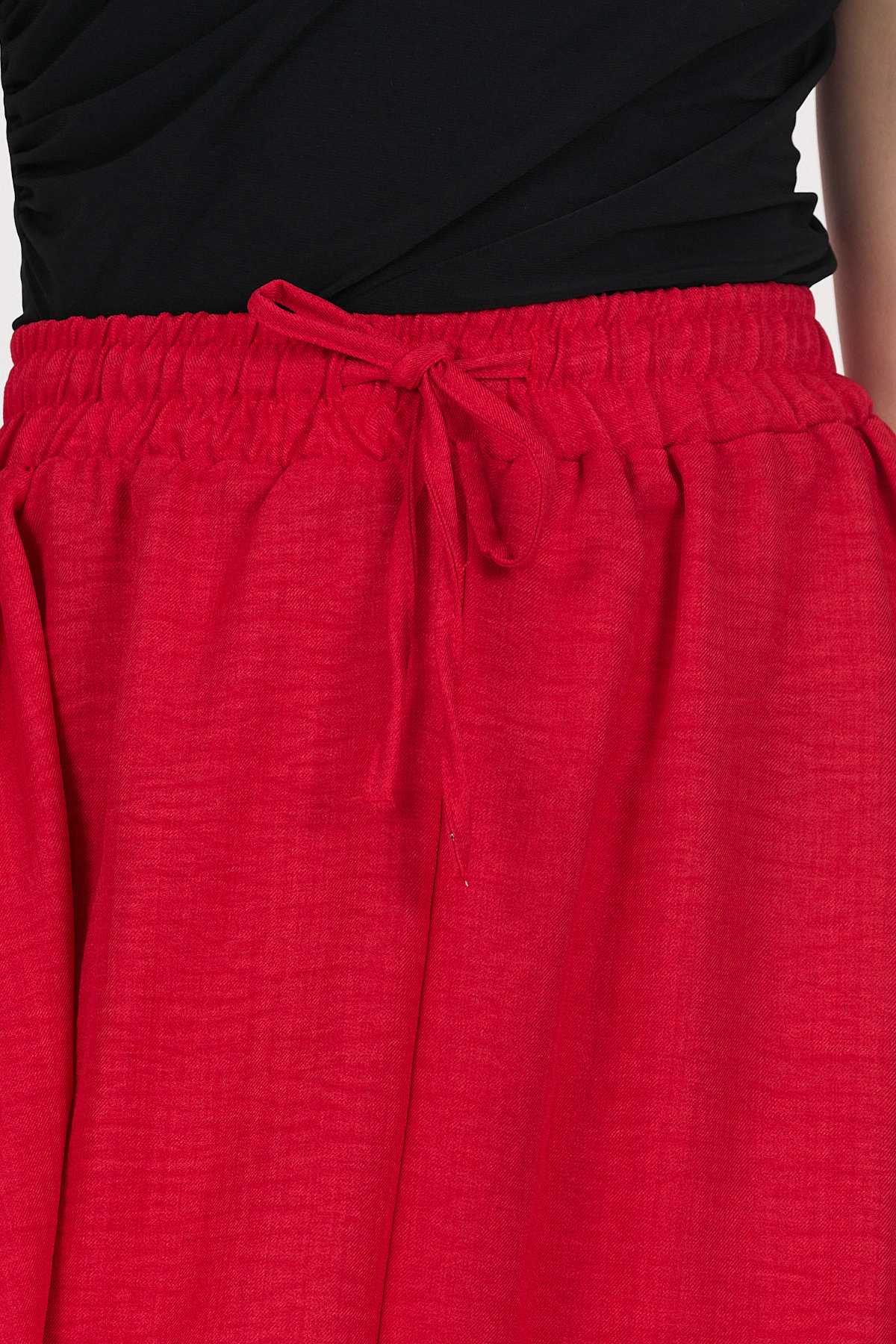 Kırmızı Pamuklu Beli Lastikli Midi Etek 8024A - RAYS