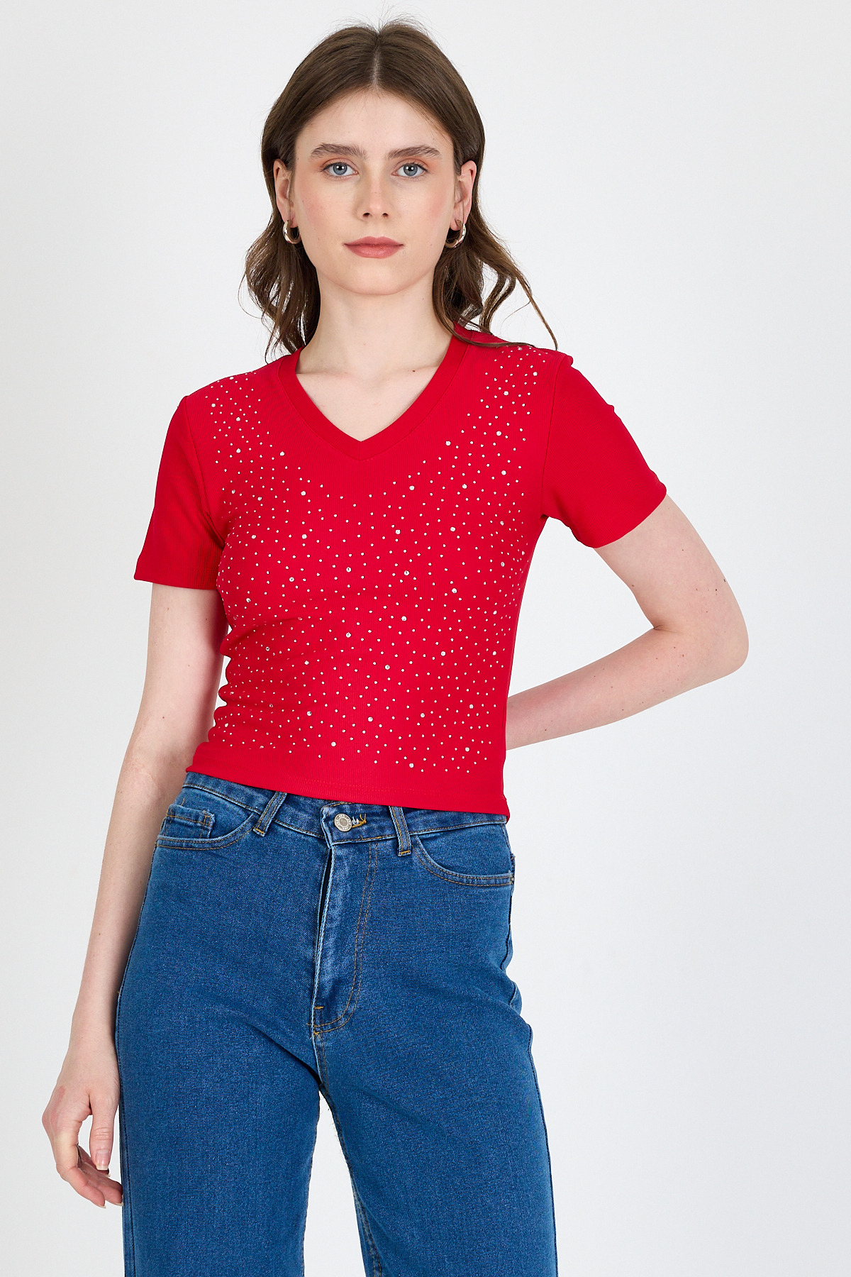 Kırmızı Taş İşleme Detaylı V Yaka Slim Fit Tişört 0949 - 2