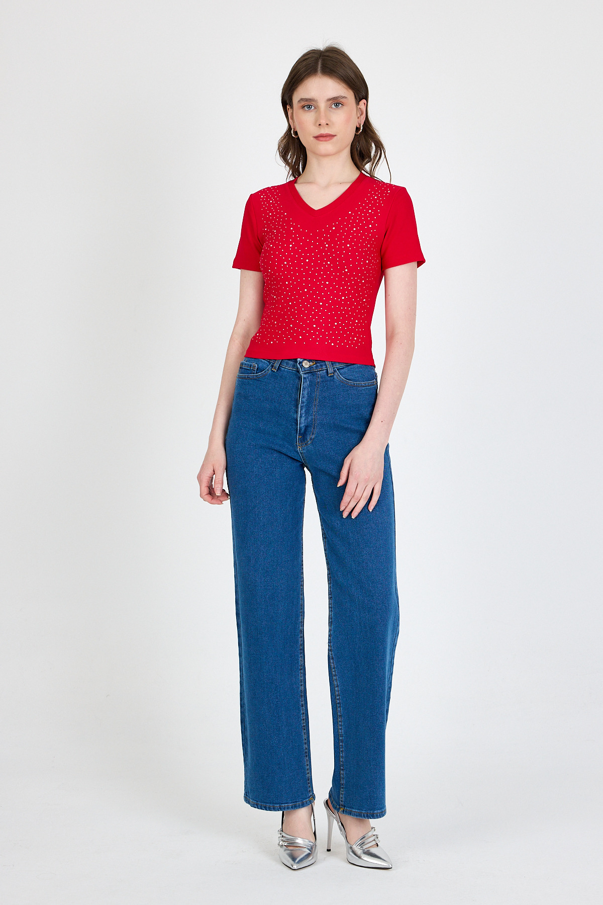 Kırmızı Taş İşleme Detaylı V Yaka Slim Fit Tişört 0949 - 3