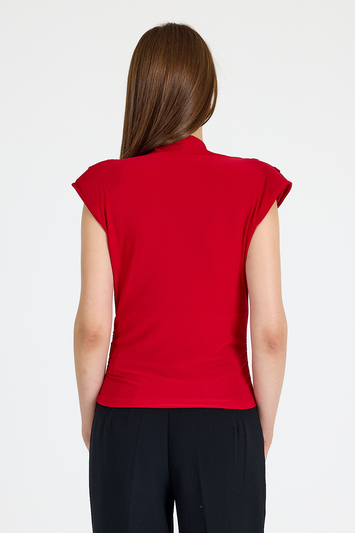 Kırmızı Vatkalı Kruvaze Yaka Drapeli Bluz 2487 - 5