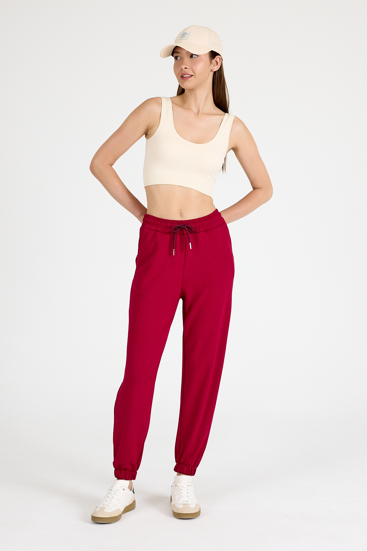 Kırmızı Yumuşak Dokulu Esnek Premium Kumaş Rahat Kalıp Eşofman Altı 8242 - 1