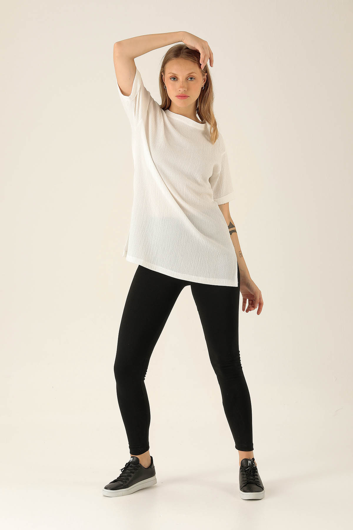 Kol Katlama Oversize Bayan Bluz - 6834A Beyaz - 4