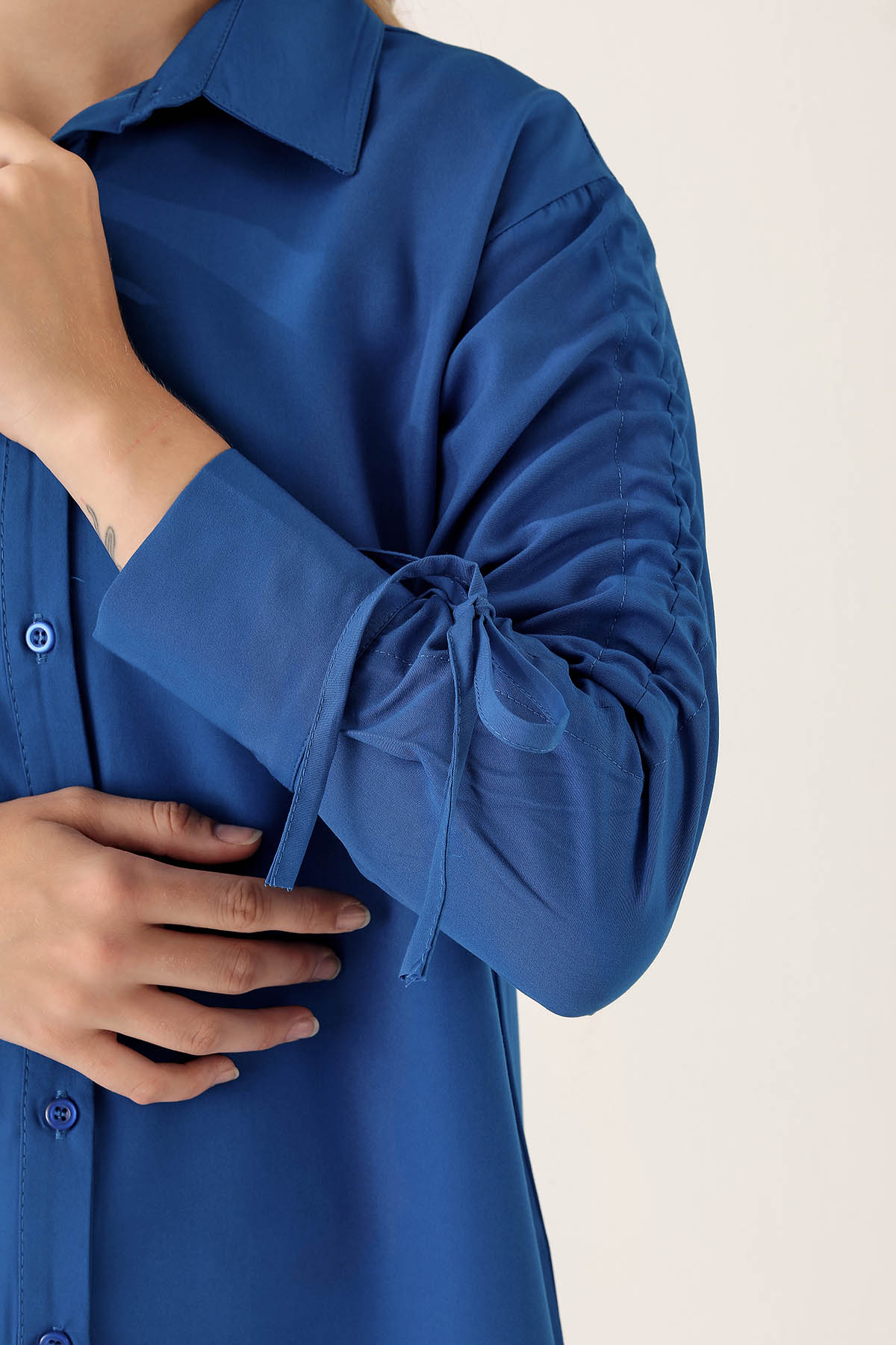 Kolları Büzgülü Bayan Gömlek - 6436A Saks - 6