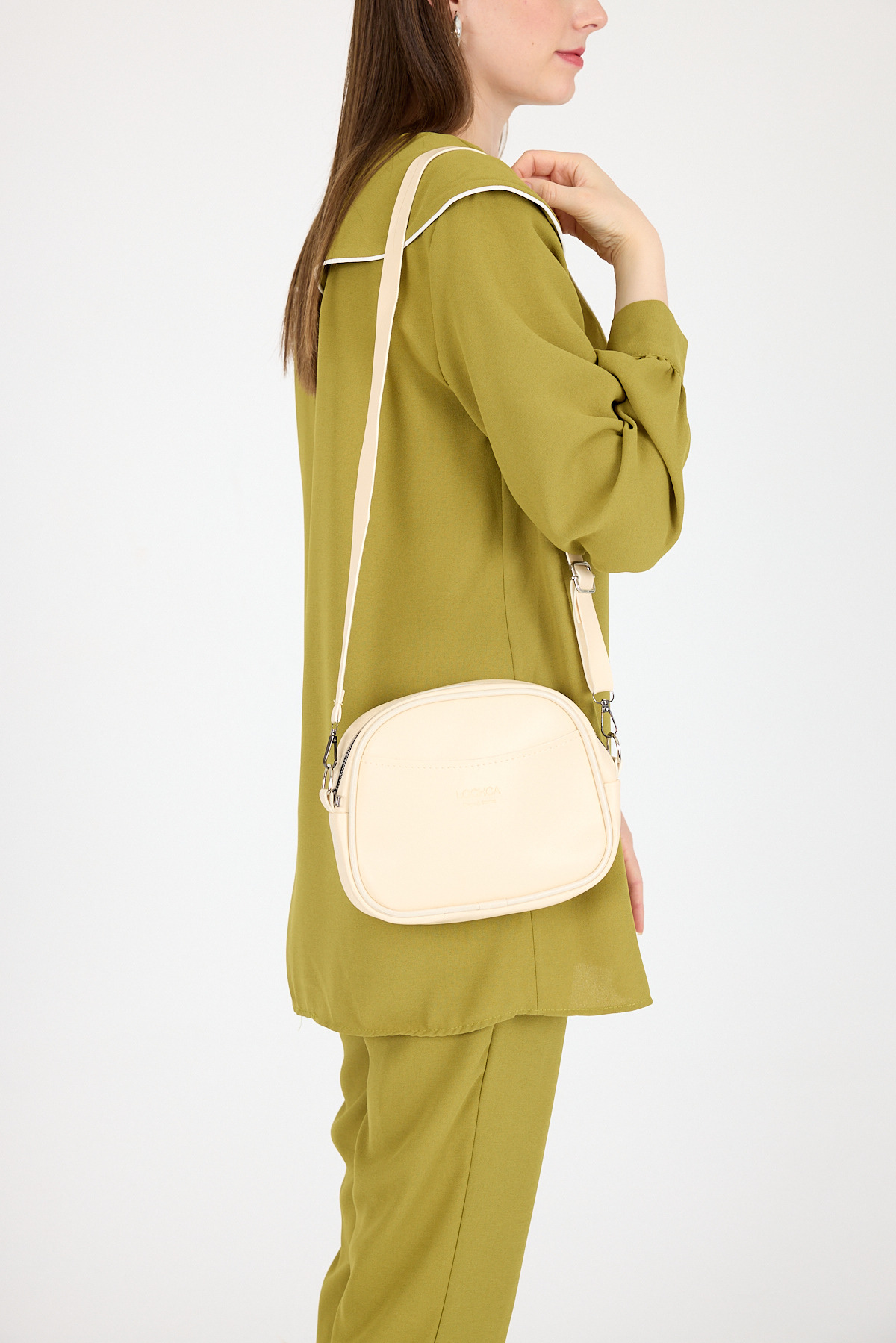 Krem Fermuarlı Çapraz Askılı Omuz Çantası 9213 - 1