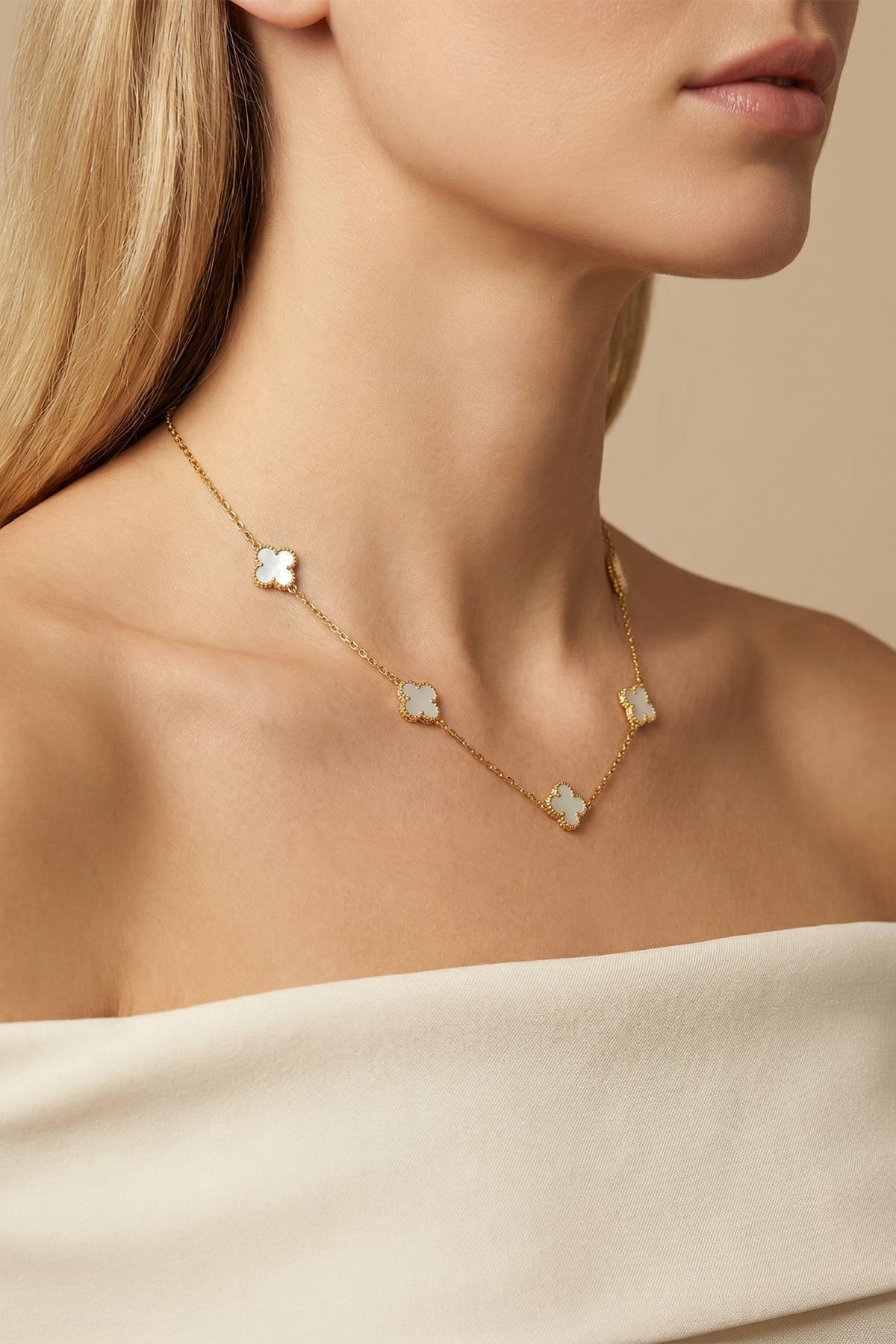 Küçük Beyaz Yonca Figürlü Gold Renk Kolye 0102 - RAYS