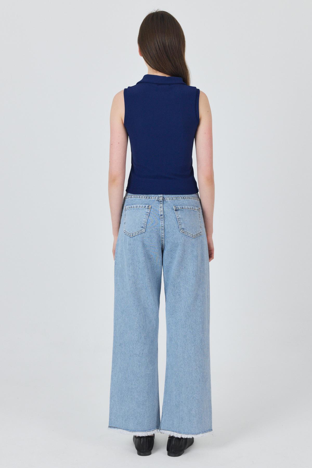 Laci Düğmeli Polo Yaka Sıfır Kol Örme Bluz 2219 - 5