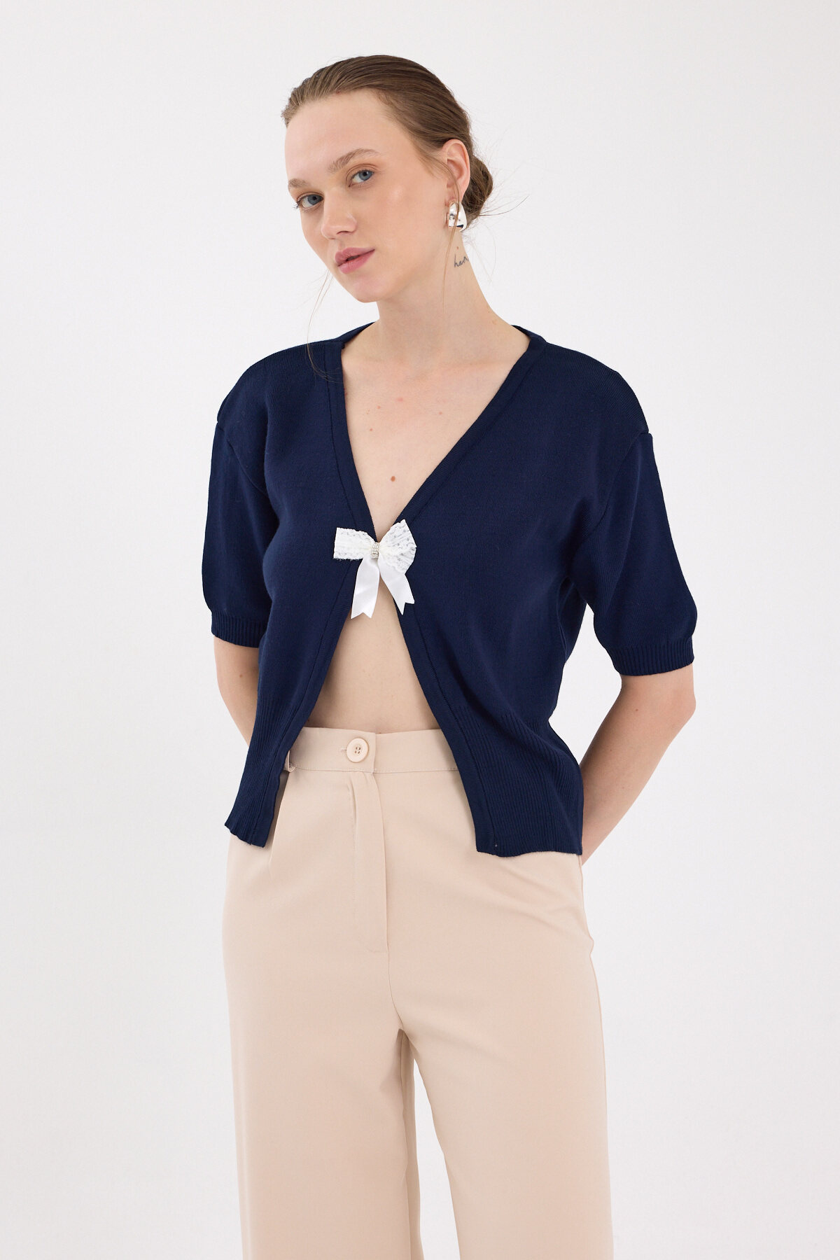 Laci Fiyonk Detaylı Crop Triko Kadın Bluz 2415 - 1