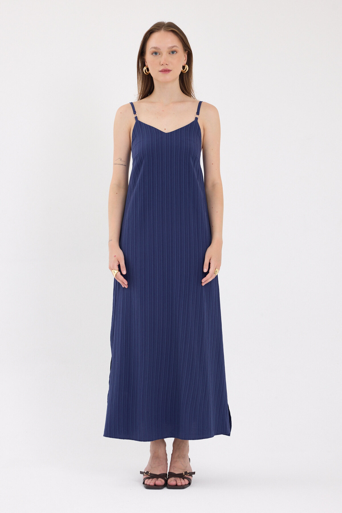 Laci İnce Askılı V Yaka Uzun Elbise 8026A - RAYS