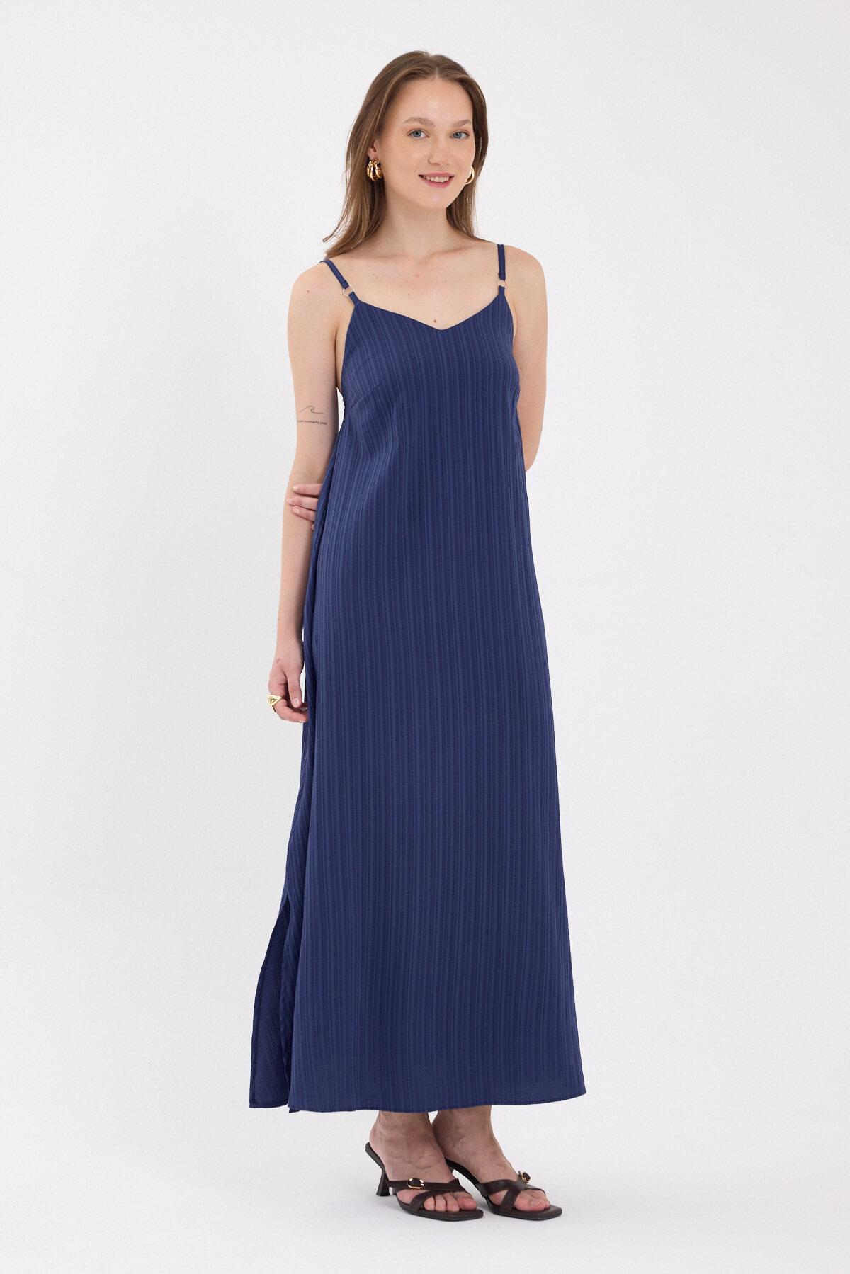 Laci İnce Askılı V Yaka Uzun Elbise 8026A - 6