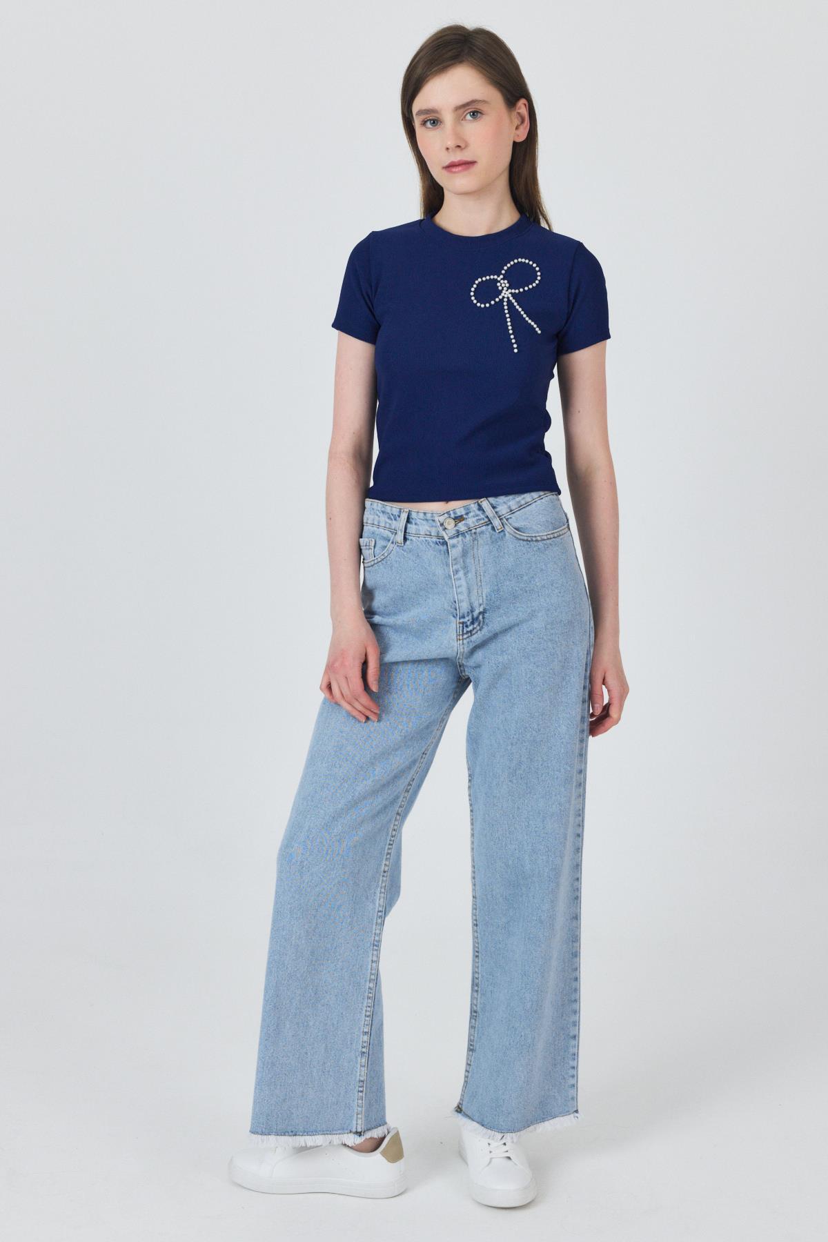 Laci İnci Kurdele İşlemeli Crop Slim Fit Tişört 2229 - 2