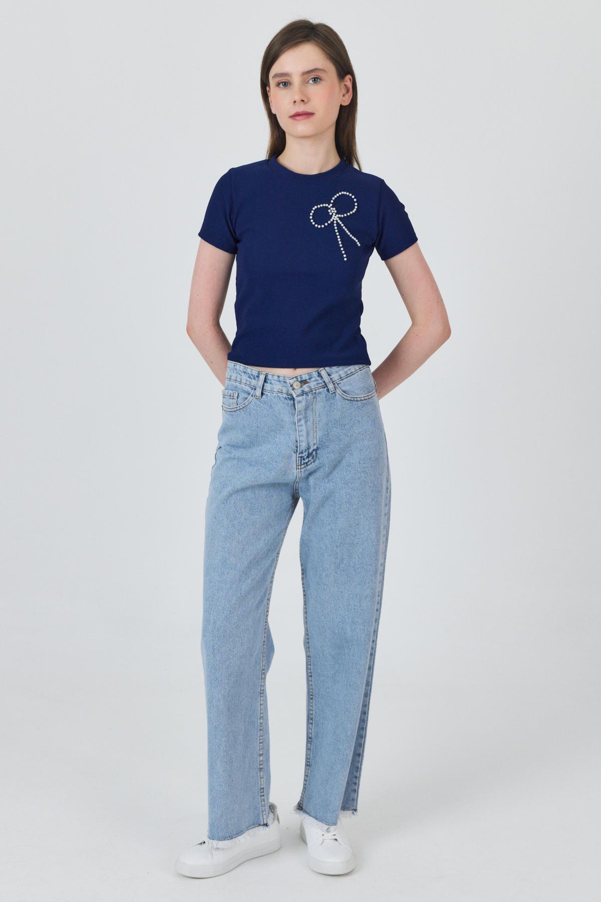 Laci İnci Kurdele İşlemeli Crop Slim Fit Tişört 2229 - 6