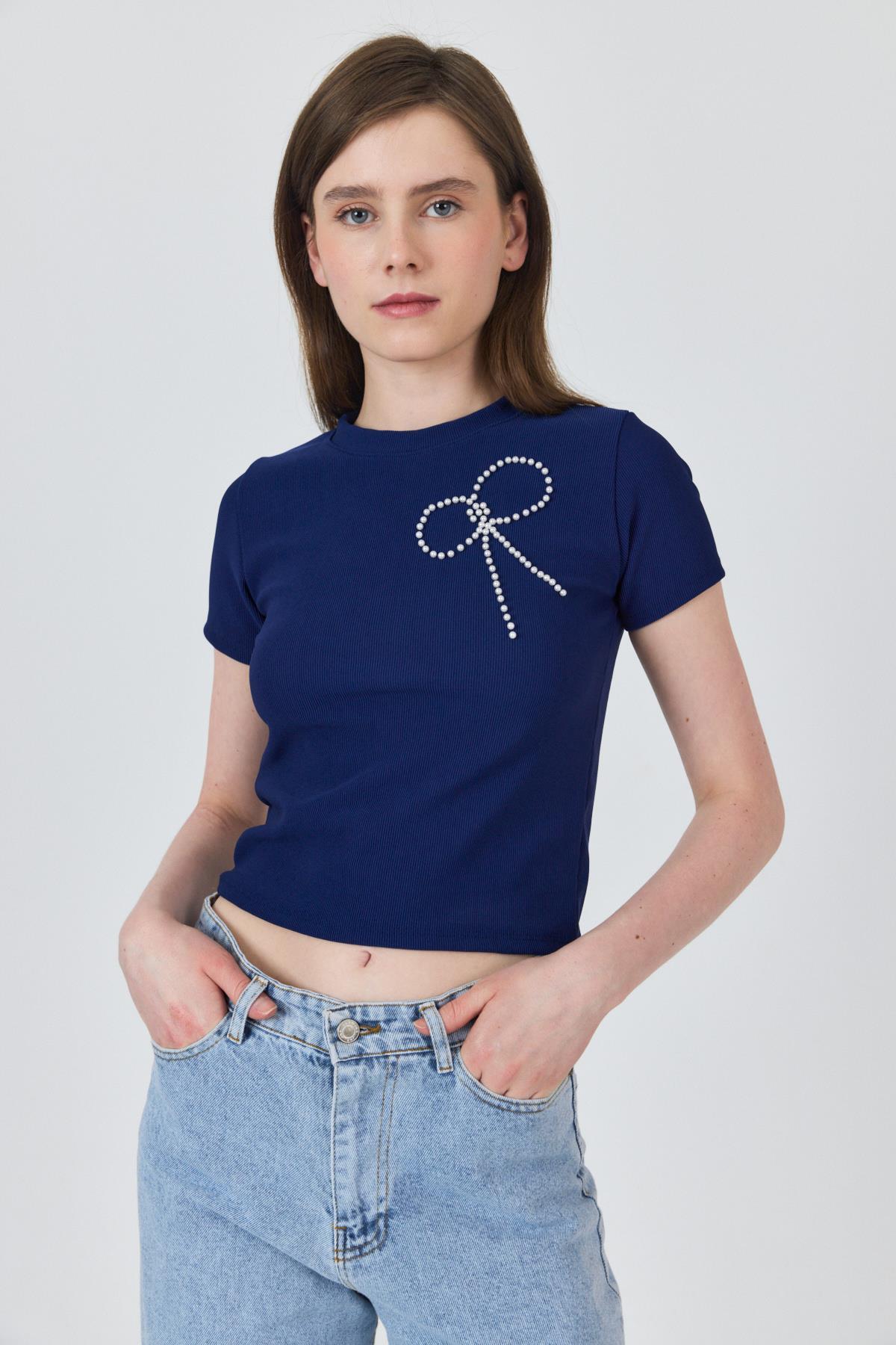 Laci İnci Kurdele İşlemeli Crop Slim Fit Tişört 2229 - 4