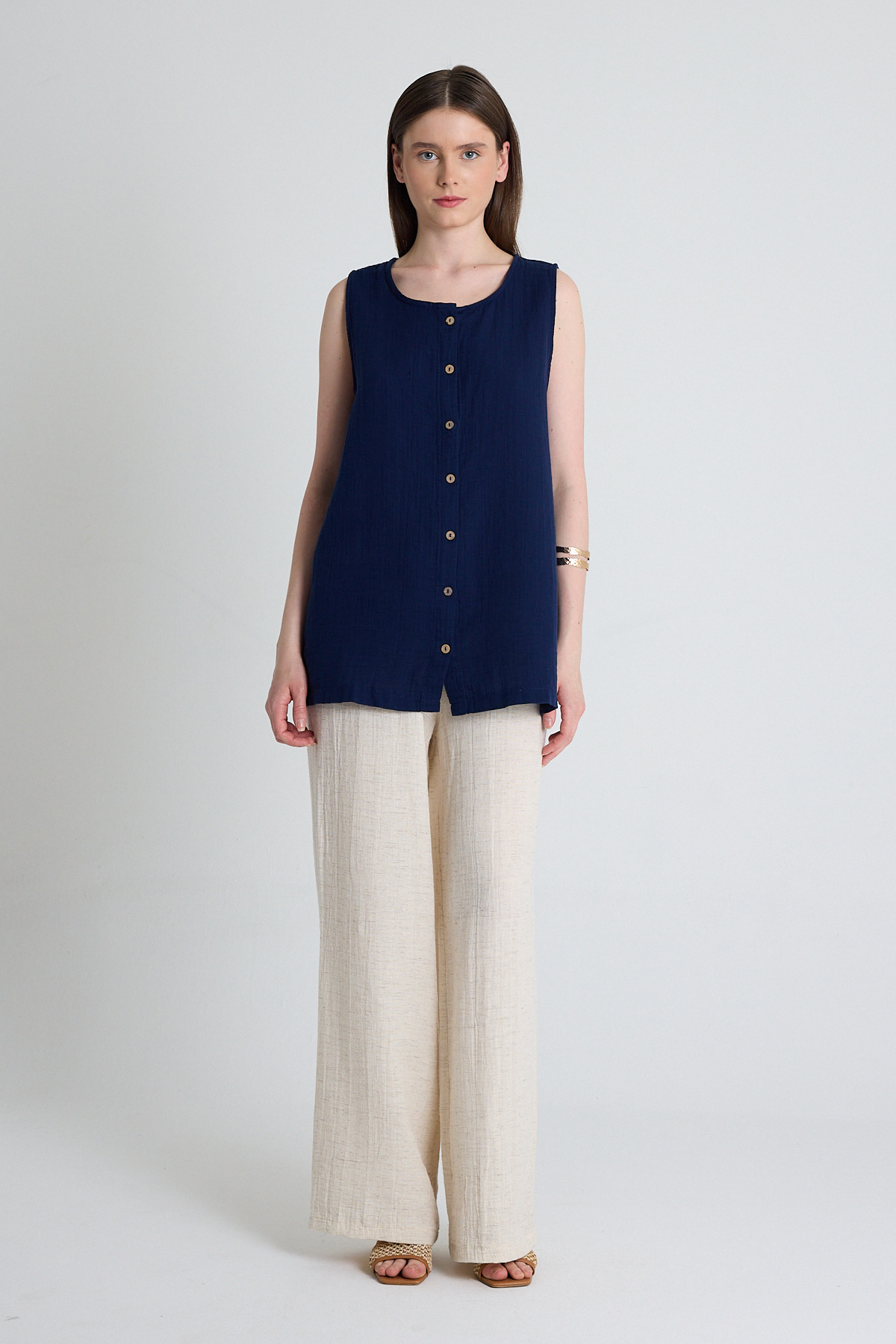 Laci Keten Görünümlü %100 Pamuk Düğmeli Kolsuz Bluz 4808A - RAYS